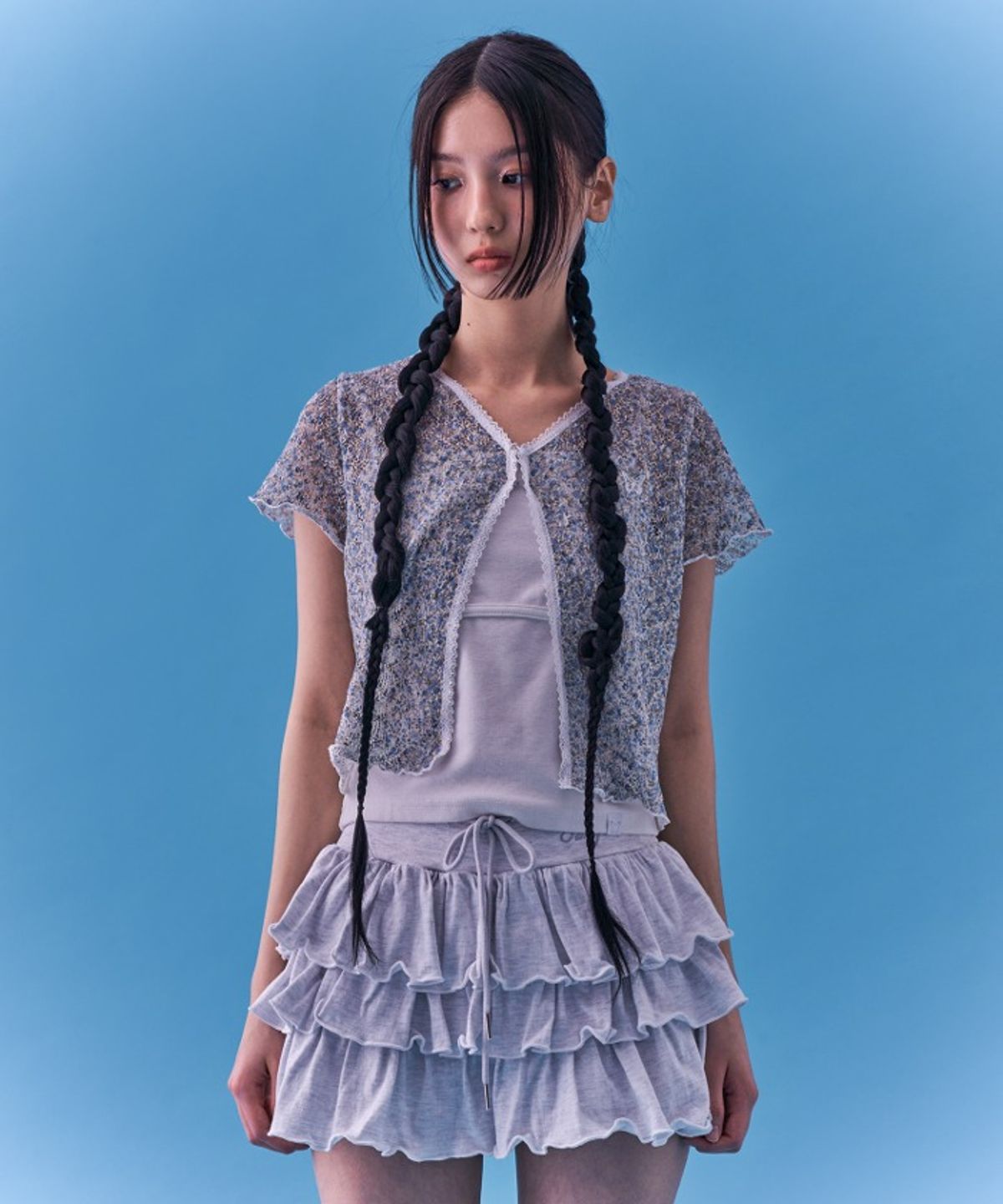 팬시클럽(FANCY CLUB) [NF] 프릴 플라워 후크 가디건_(BLUE)_F24QB360