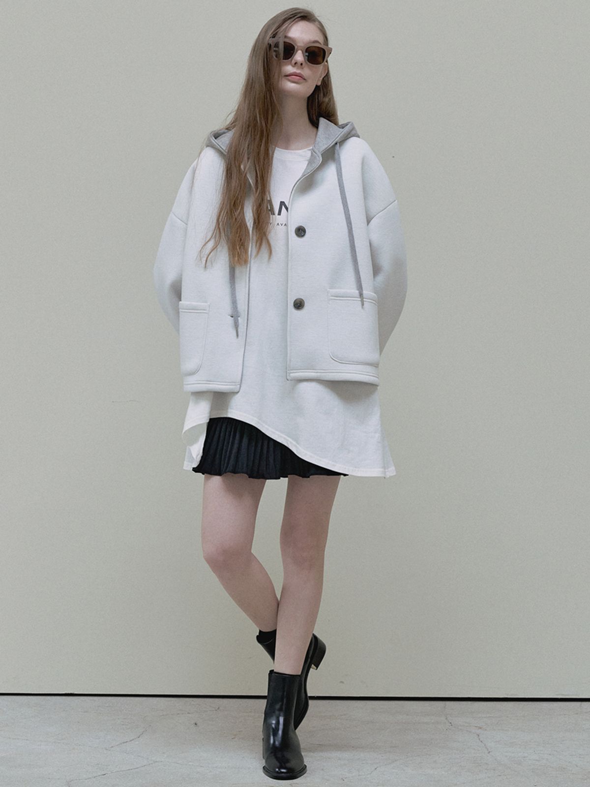 아방(AVANT-G) A-line Mini Pleated Skirt - black