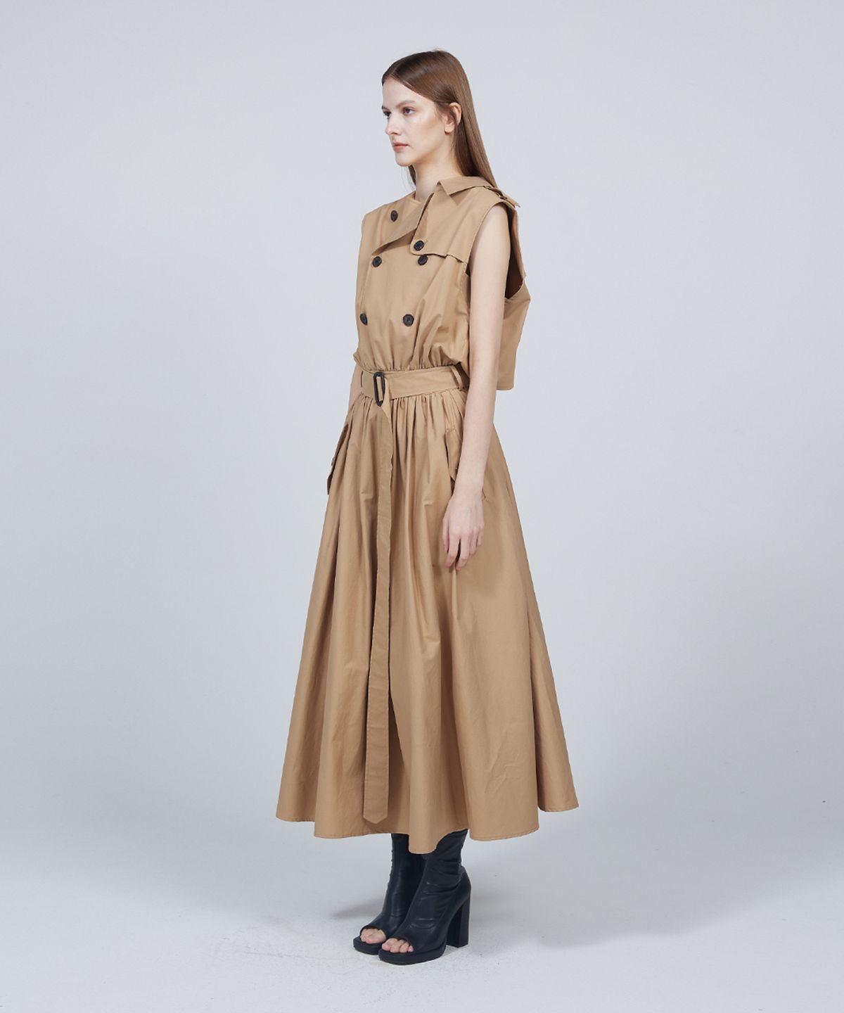 므아므(MMAM) Signature sleeveless trench coat dress