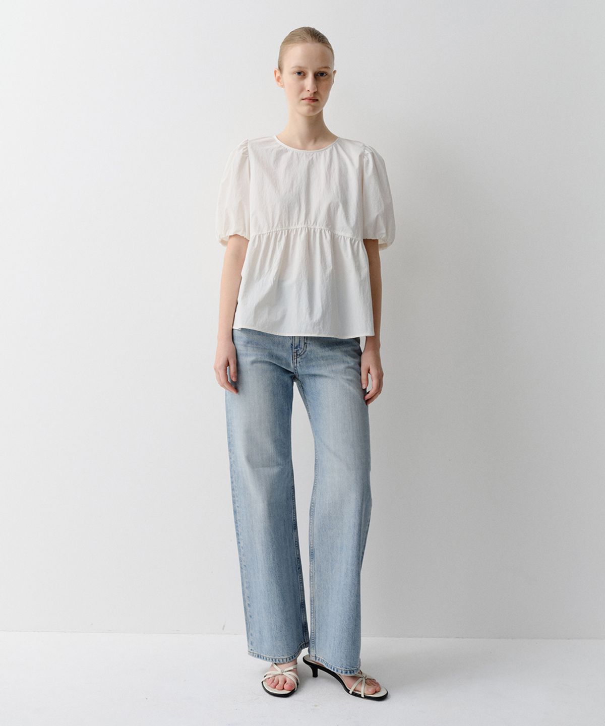 이아(EAAH) LOREN BLOUSE (WHITE)
