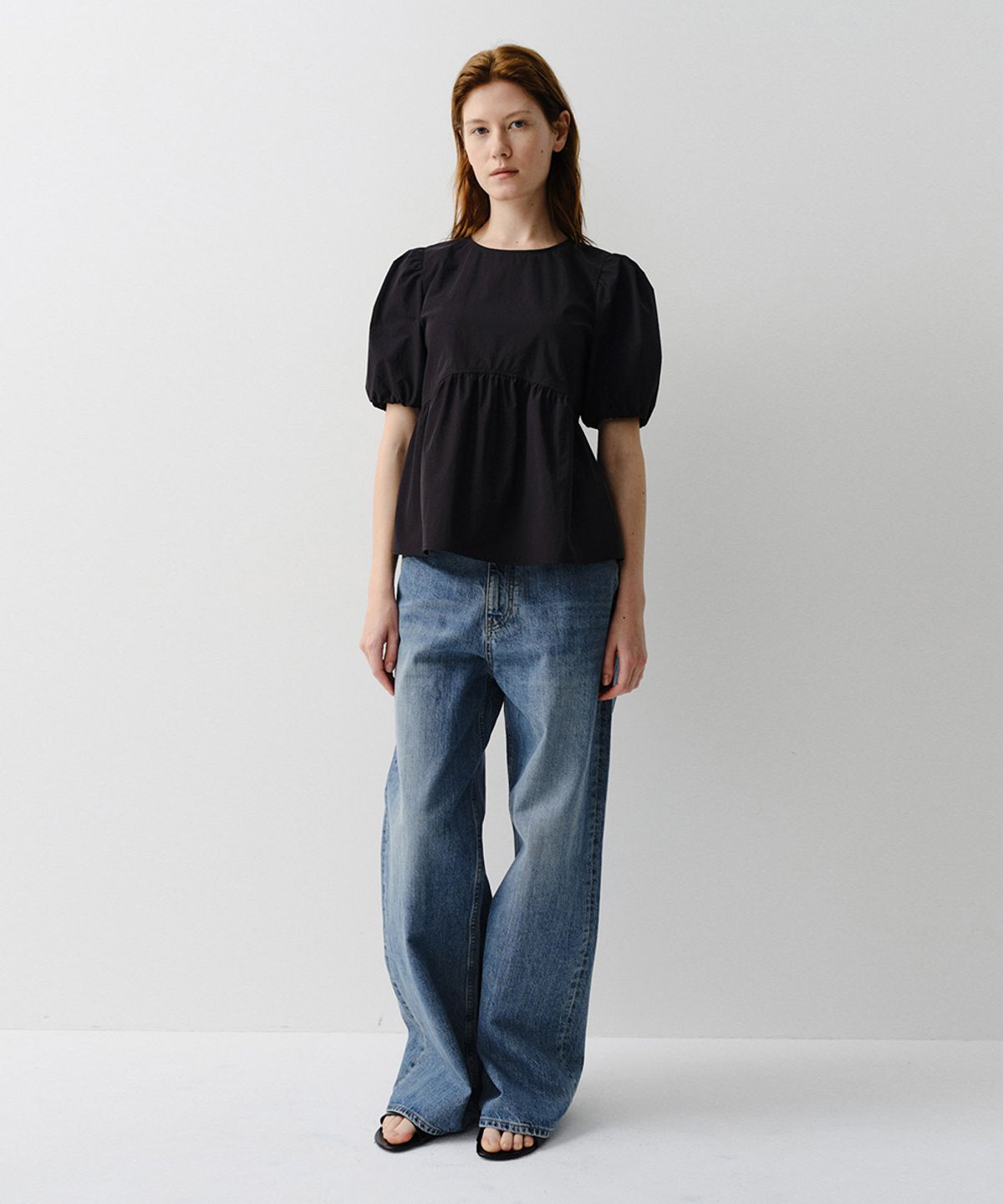 이아(EAAH) LOREN BLOUSE (BLACK)