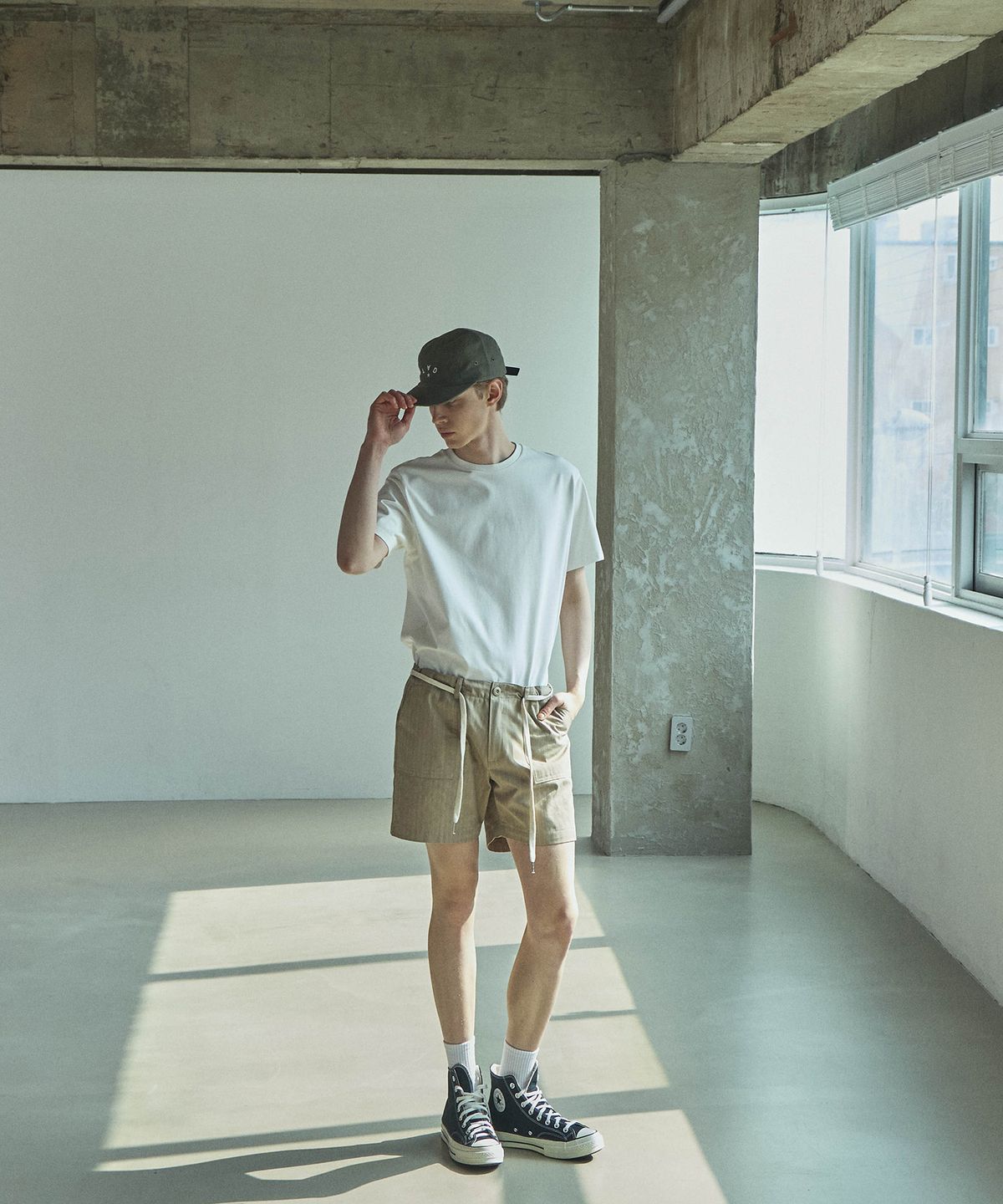 라드에디션(LAD EDITION) 헤링본 퍼티그 쇼츠_베이지