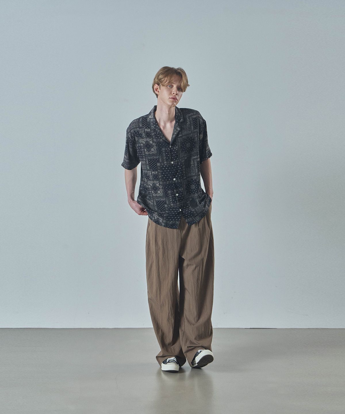 라드에디션(LAD EDITION) 리플 와이드 팬츠_카멜 브라운
