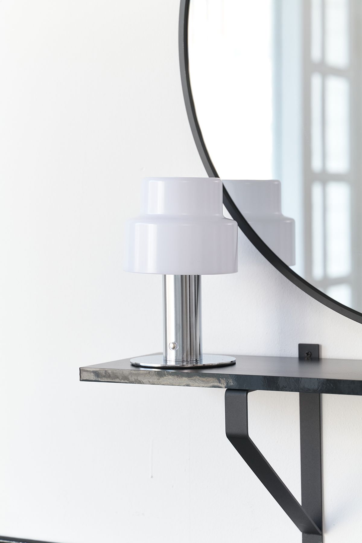 아노에틱(ANOETIC) SIGMA CAKE PORTABLE STAND LAMP_SILVER