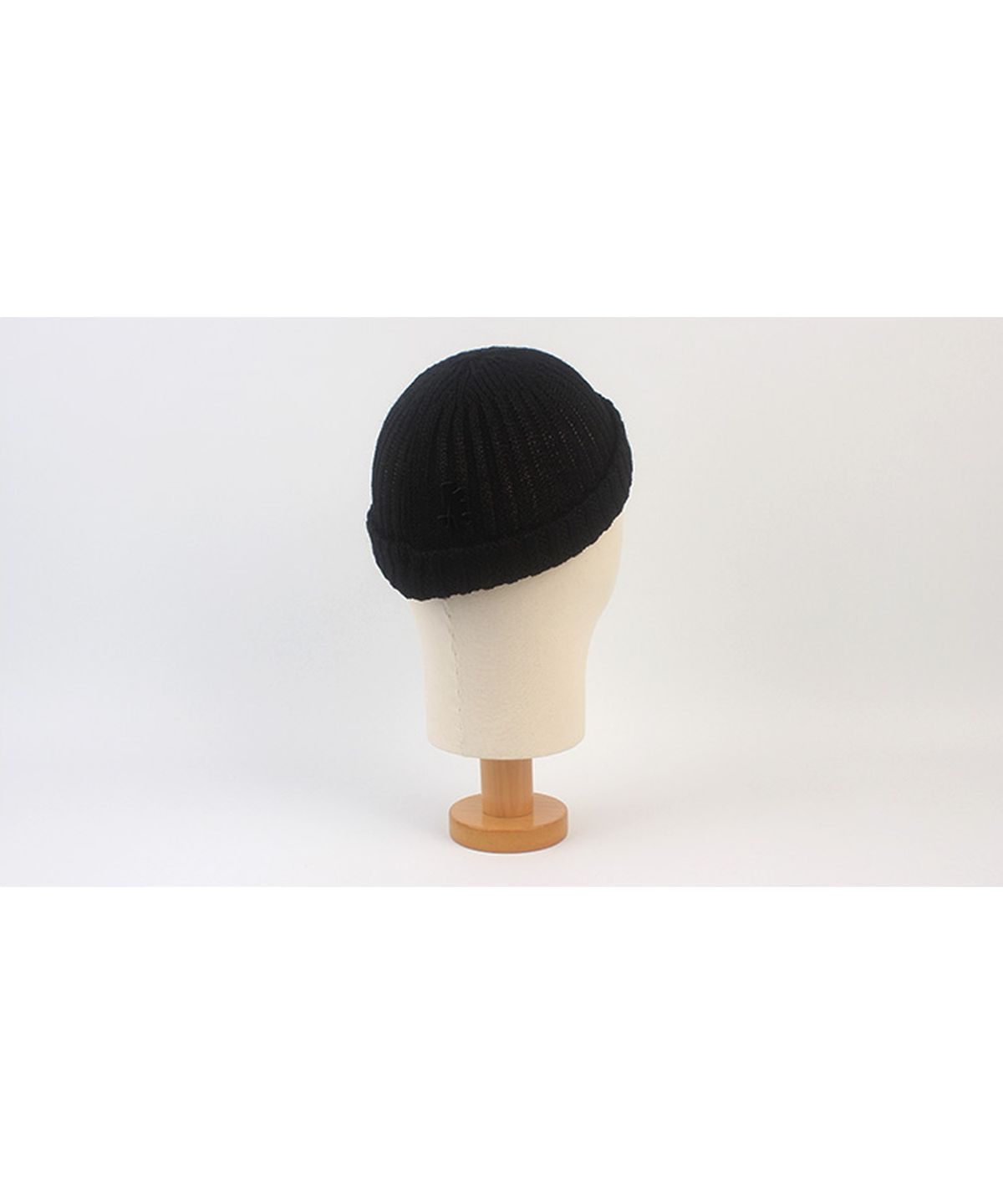 유니버셜 케미스트리(UNIVERSAL CHEMISTRY) Cool Black Knit Watch Cap 와치캡