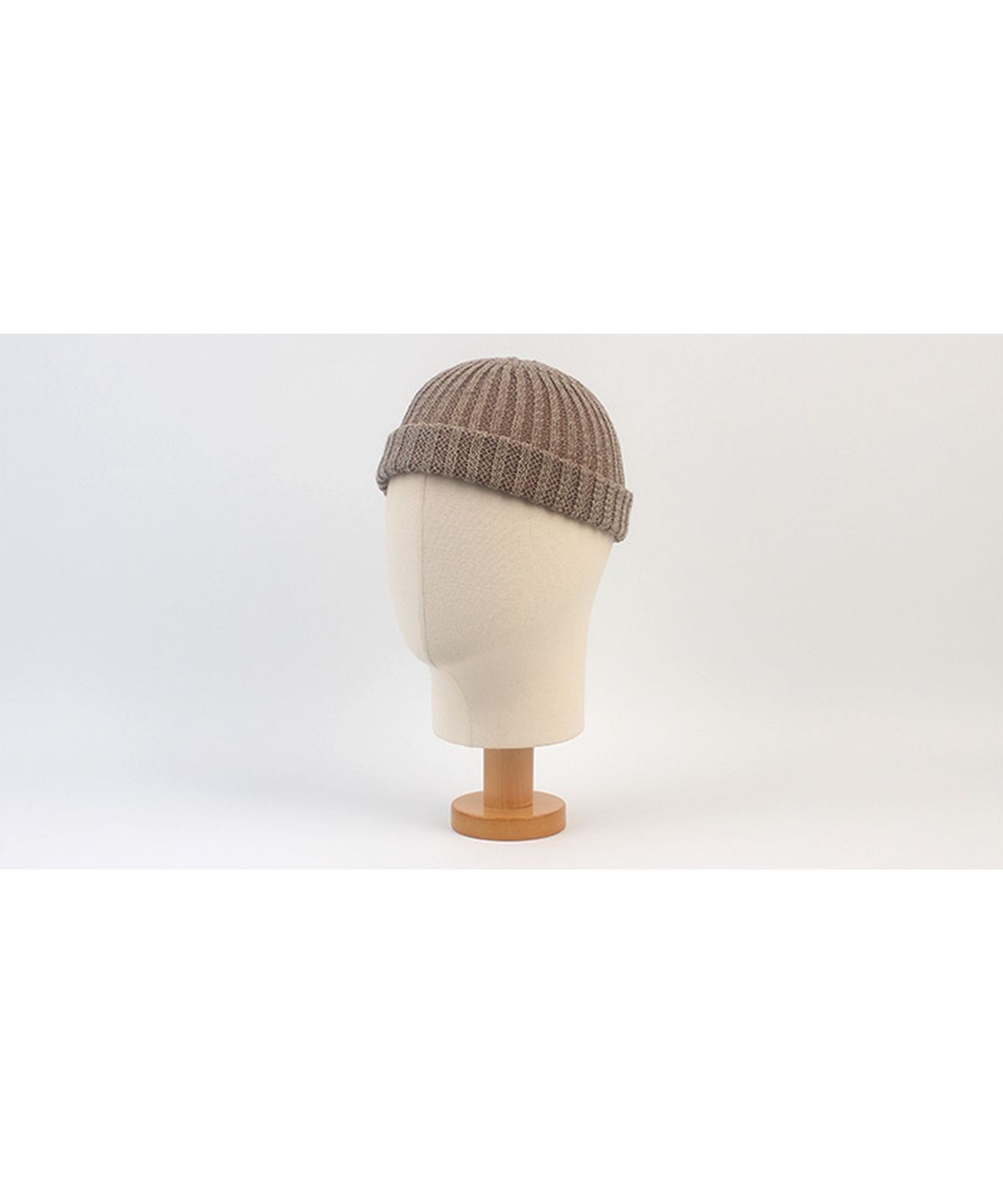 유니버셜 케미스트리(UNIVERSAL CHEMISTRY) Cool Beige Knit Watch Cap 와치캡