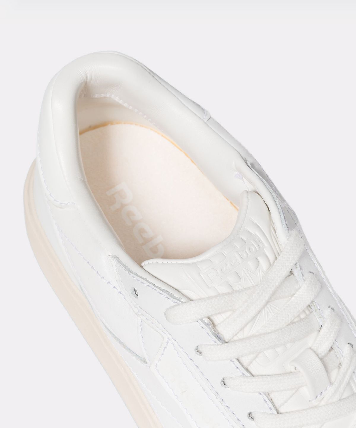 리복(REEBOK) 클럽 C LTD - 화이트 / RMIA04DC99LEA0080100