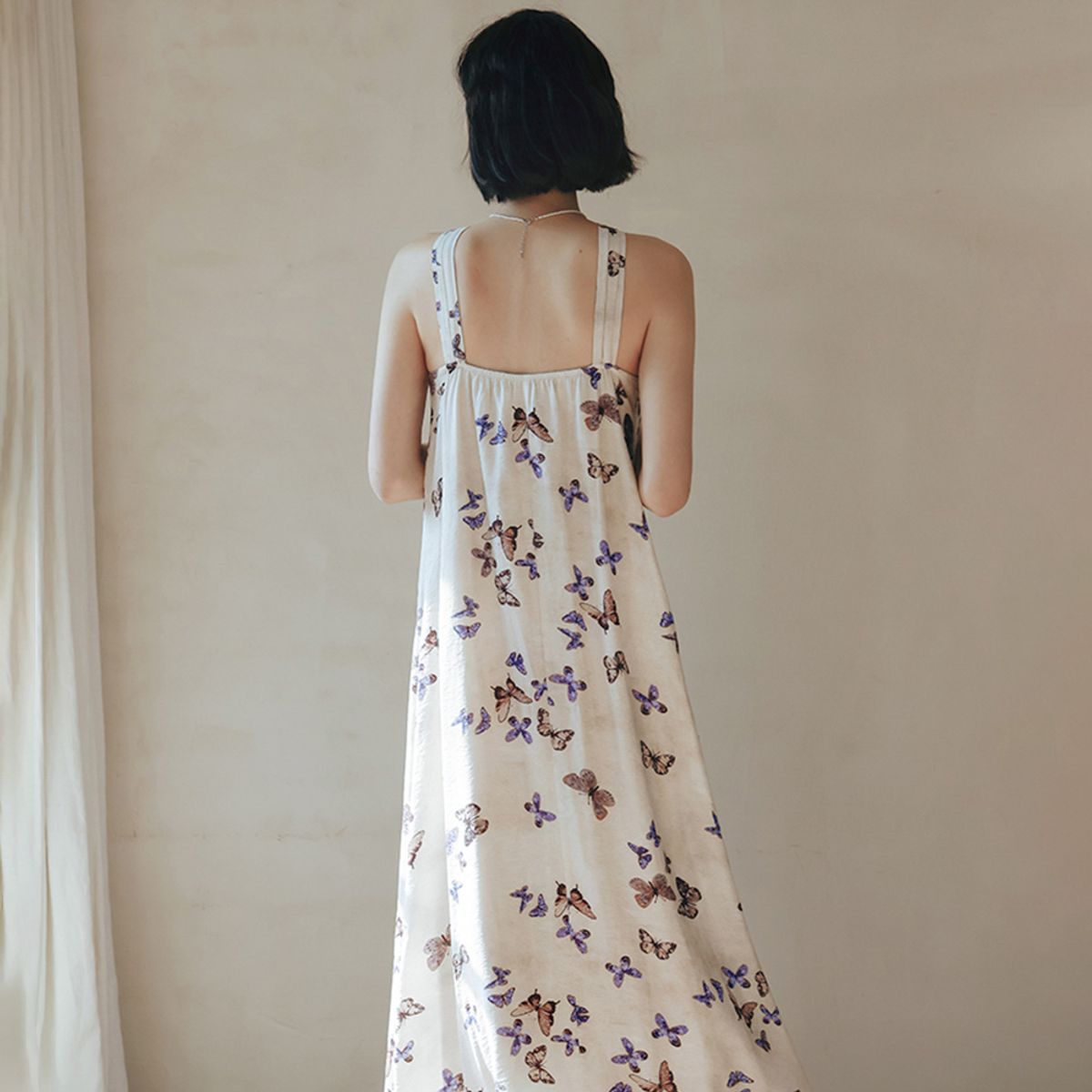 랭썬(LANGSON) LS_Halterneck butterfly dress