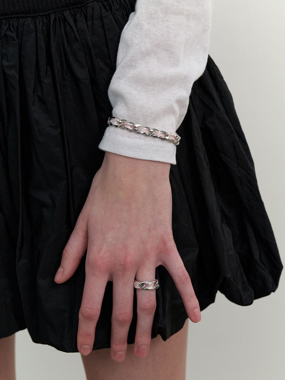 러브미몬스터(LOVE ME MONSTER) Sheer Ribbon Chain Bracelet (L241MBC040)