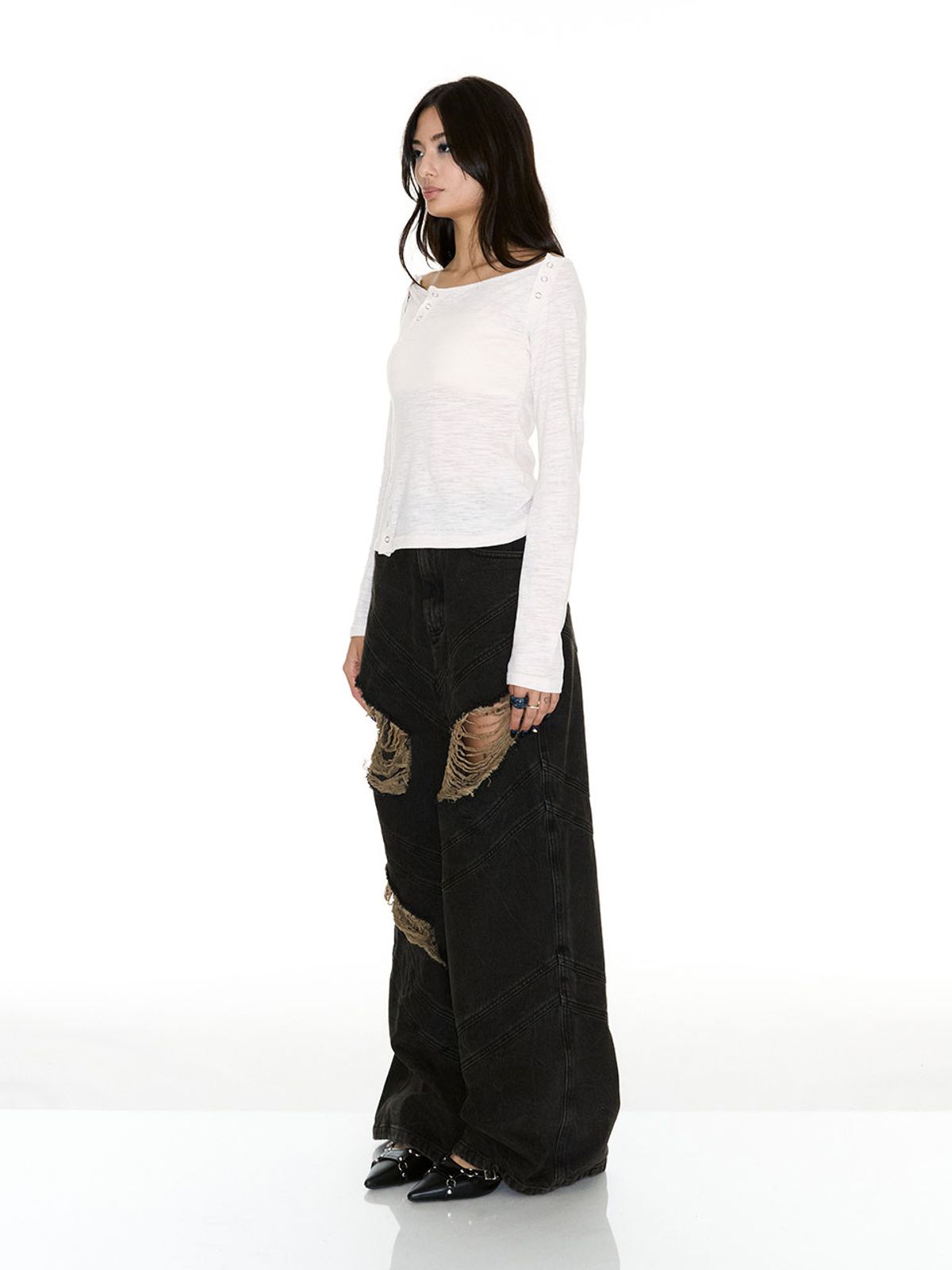 쎄쎄쎄(SETSETSET) SLIT SNAP T-SHIRT IVORY