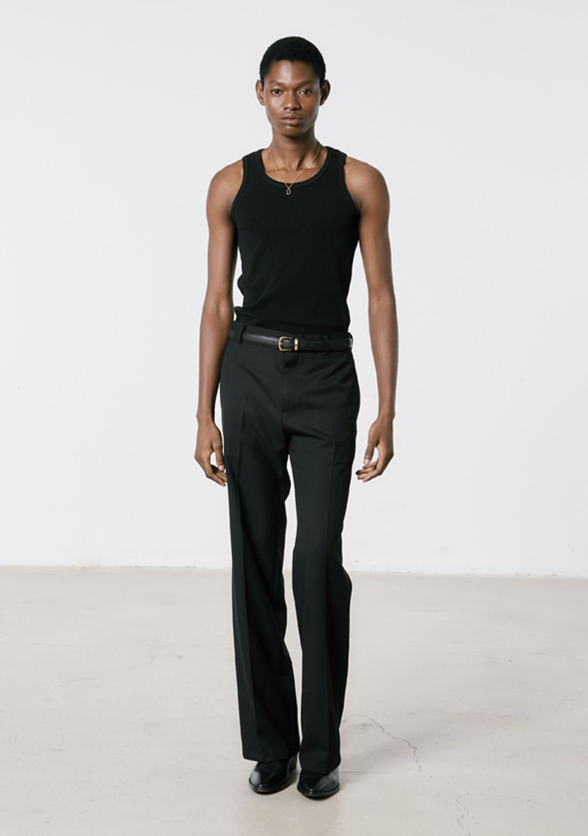 세비지(SAVAGE) Ribbed Sleeveless Top - Black