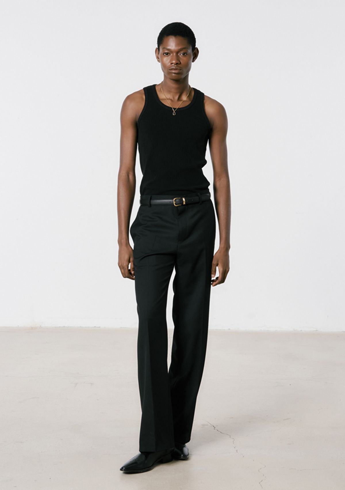 세비지(SAVAGE) Ribbed Sleeveless Top - Black