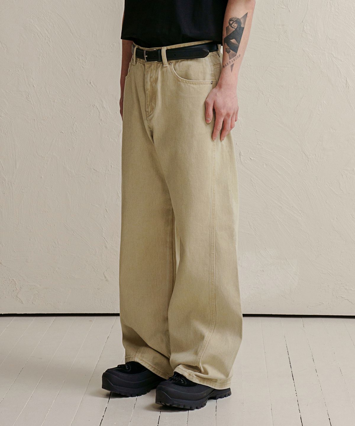 덴메이드(DENMADE) DEN06391 Beige Fade Out Pants [curved extra wide fit]