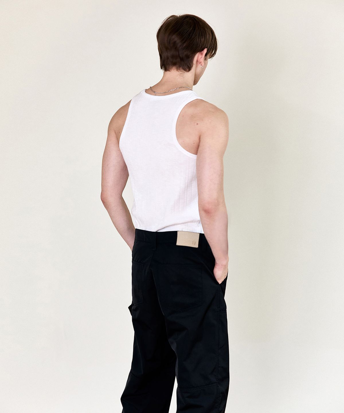 호이테(HEUTE) HET RIBBED SLEVELESS TOP (WHITE)