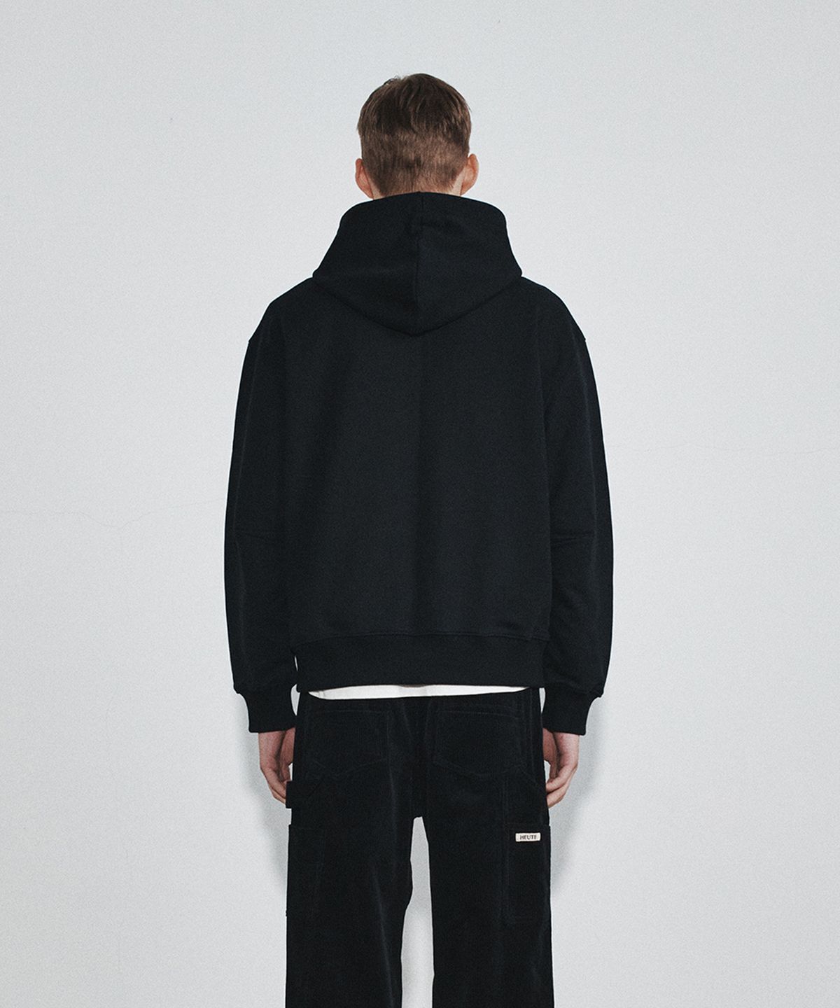 호이테(HEUTE) HET HOODIE SWEATSHIRT (BLACK)