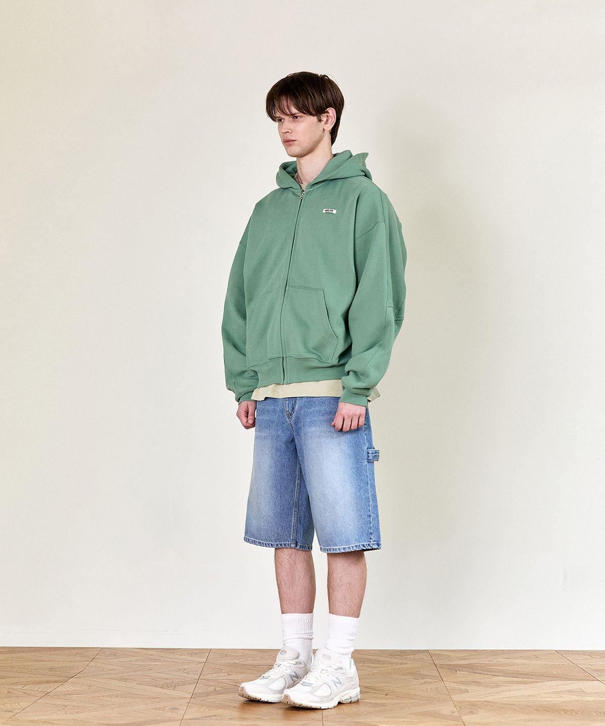 호이테(HEUTE) HET SIGNATURE HOODIE ZIP-UP (GREEN BEANS)
