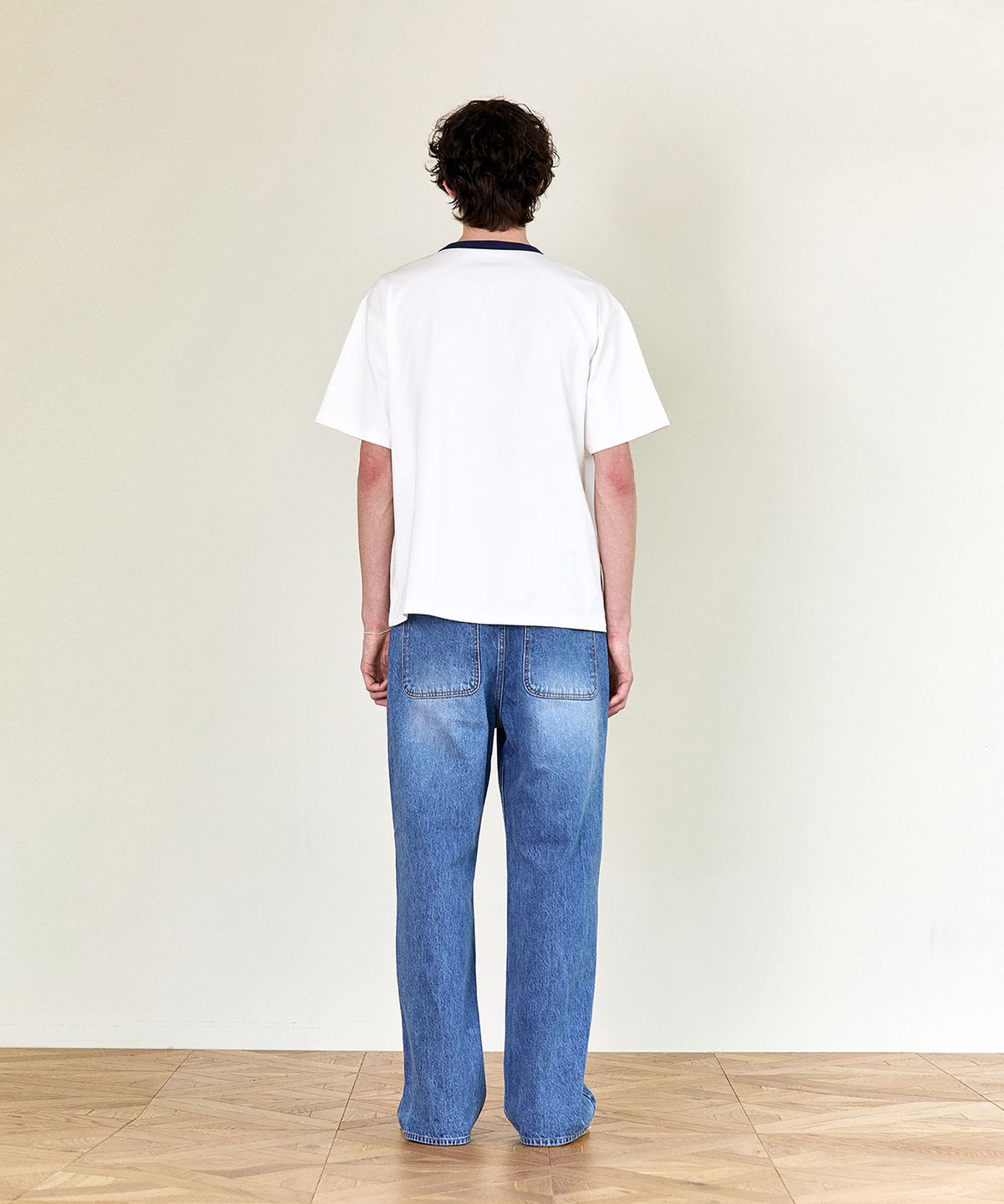 호이테(HEUTE) HET LOGO LOVE T-SHIRTS (WHITE)