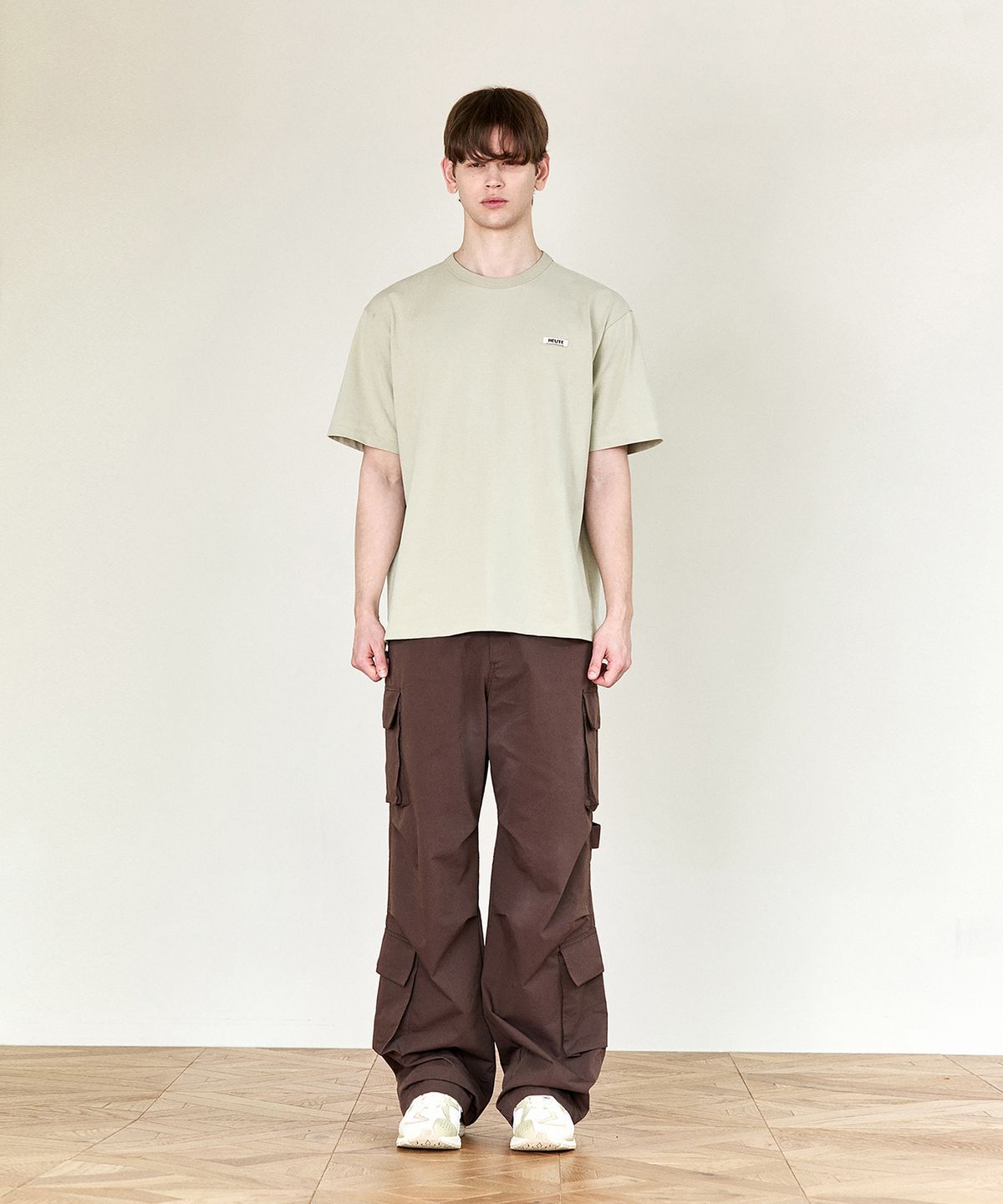 호이테(HEUTE) HET STRAP COTTON CARGO PANTS (BROWN)