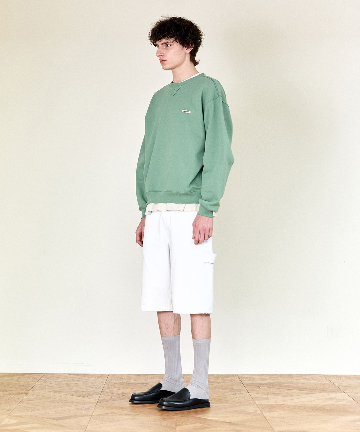 호이테(HEUTE) HET REPAIR WORK BERMUDA SHORTS (WHITE)