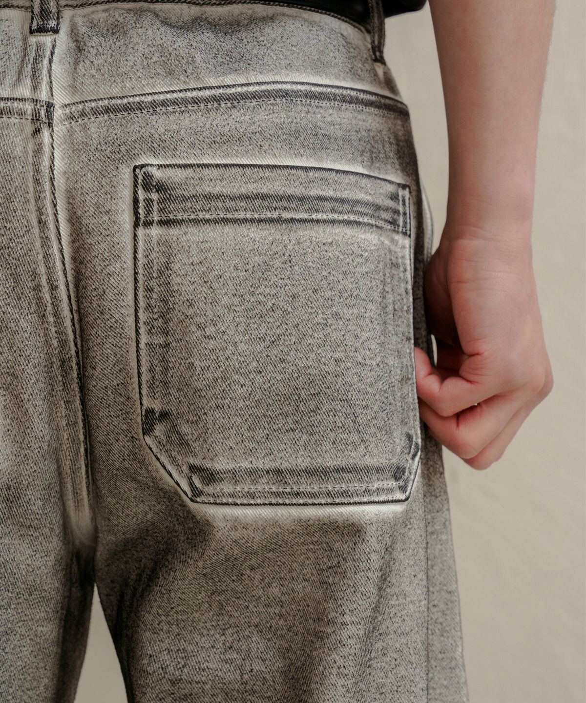 덴메이드(DENMADE) DEN06291 Black Coating Fatigue Pants Wide Fit