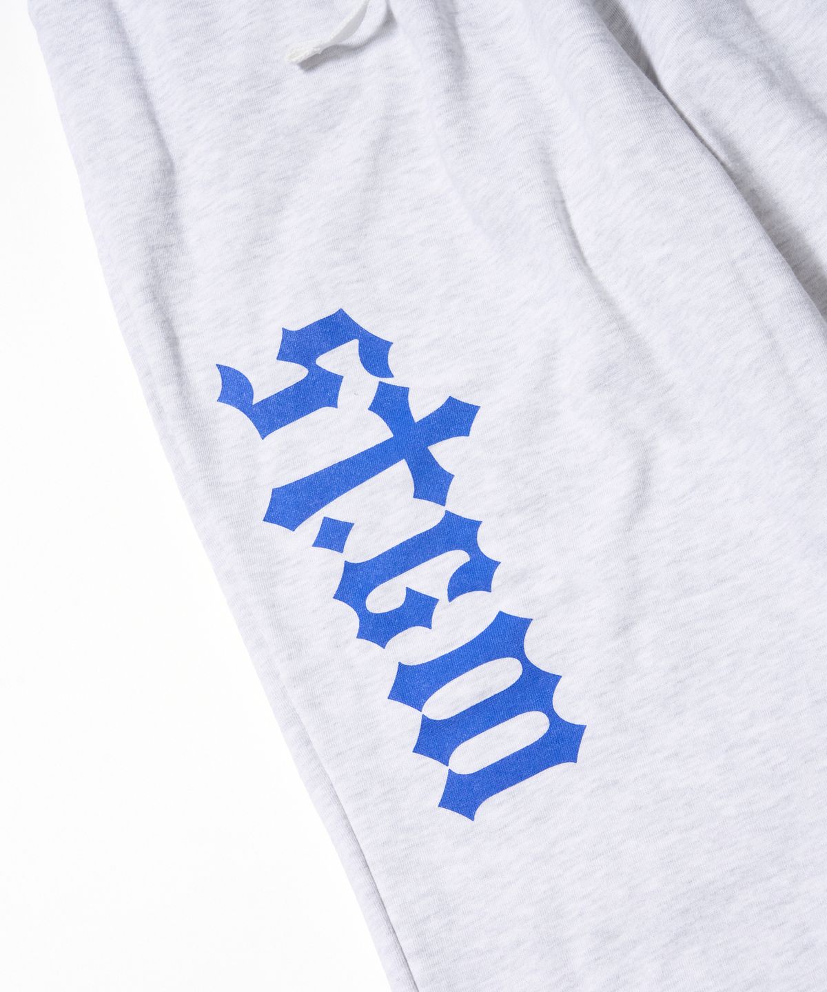 스티그마(STIGMA) STGM Logo Super Wide Jogger Pants White melange