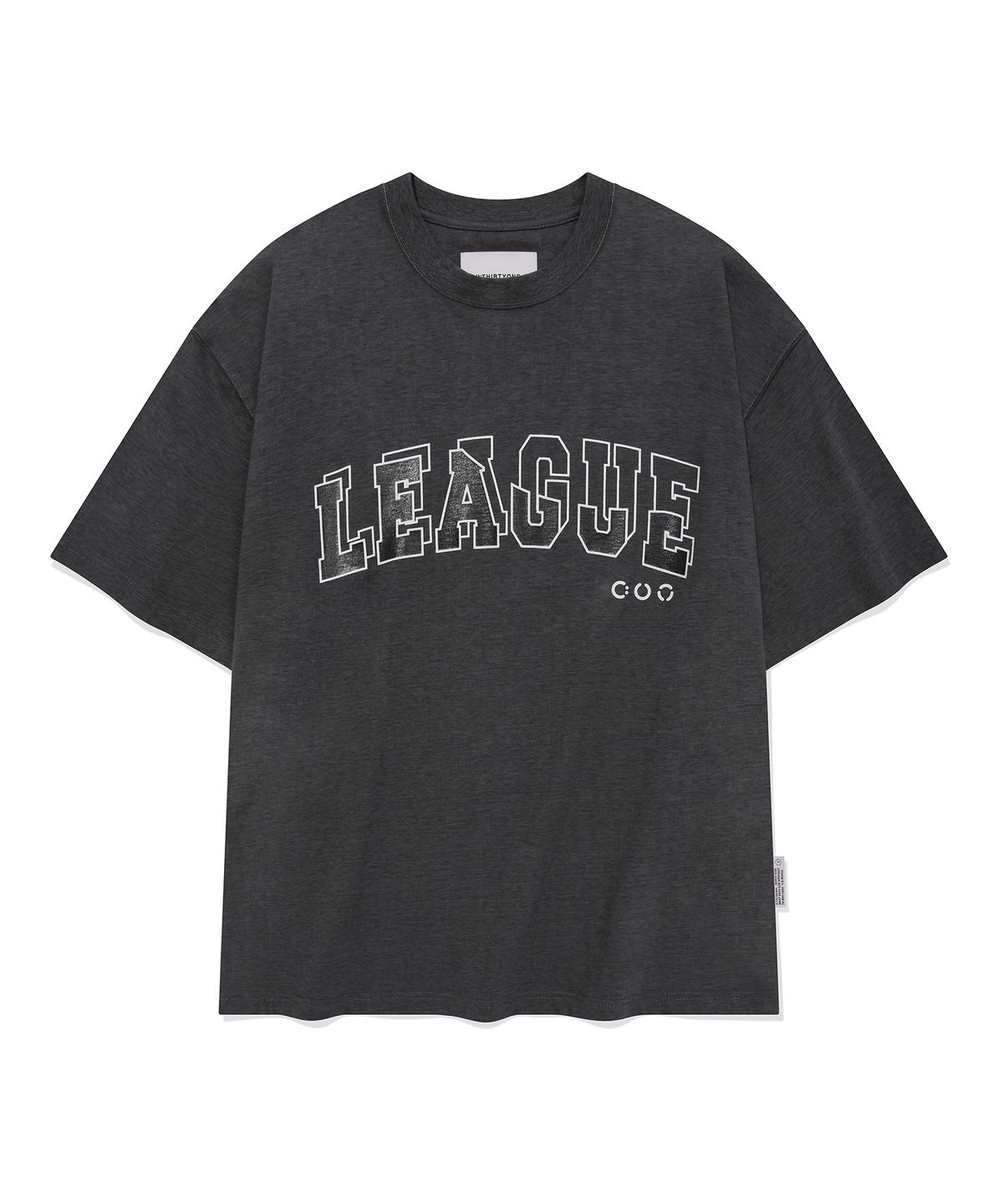 디써티원(DTHIRTYONE) League Overlay Print T-shirt (PIGMENT CHARCOAL)