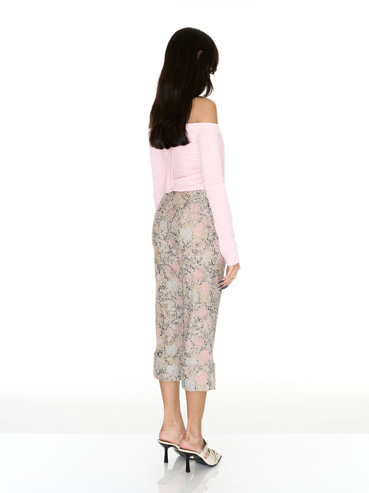 쎄쎄쎄(SETSETSET) JENNIE OFF-SHOULDER LOGO TOP PALE PINK