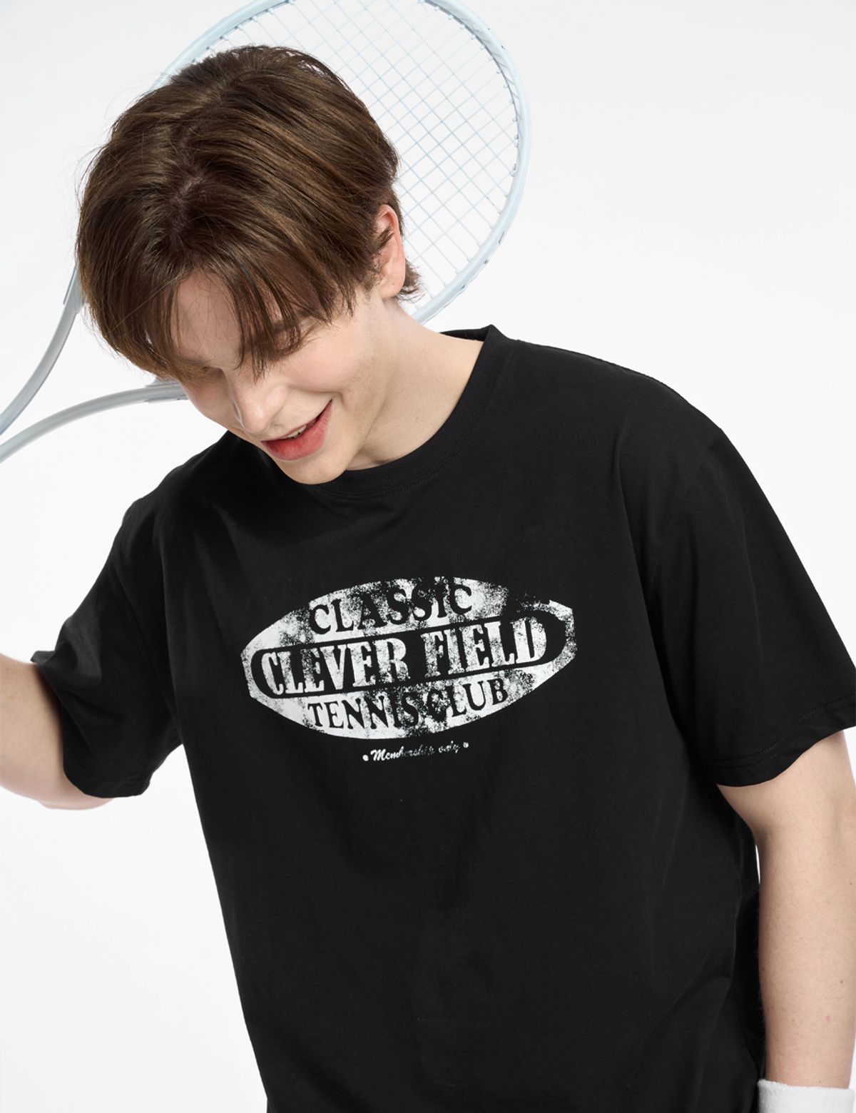 클레버필드(CLEVER FIELD) 빈티지 시그니쳐 포인트 반팔티_블랙