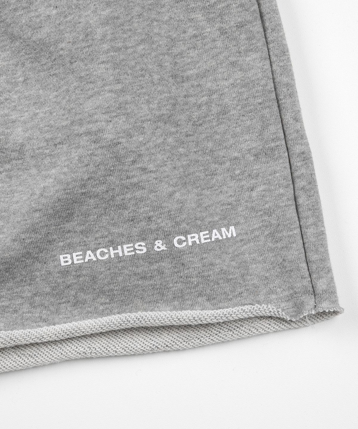 비치스앤크림(BEACHESANDCREAM) SIMPLE LOGO HALF PANTS-GRAY