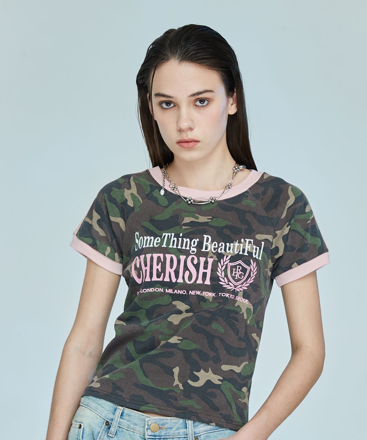 라티젠(LARTIGENT) L10 CHERISH TRACK T-SHIRT(KHAKI)