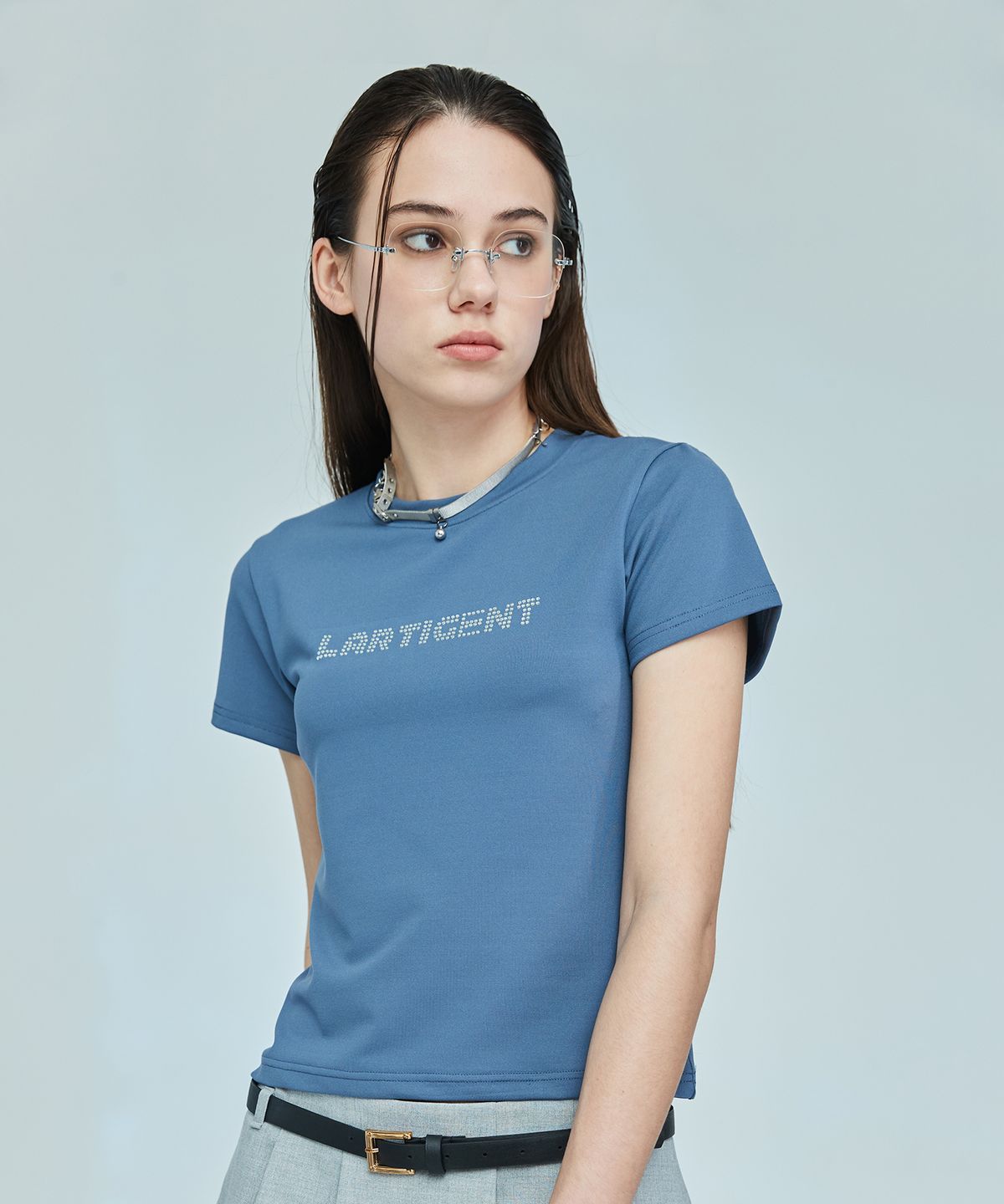 라티젠(LARTIGENT) L10 LOGO T-SHIRT(CHARCOAL)