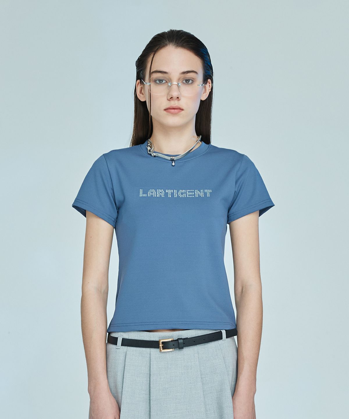 라티젠(LARTIGENT) L10 LOGO T-SHIRT(CHARCOAL)