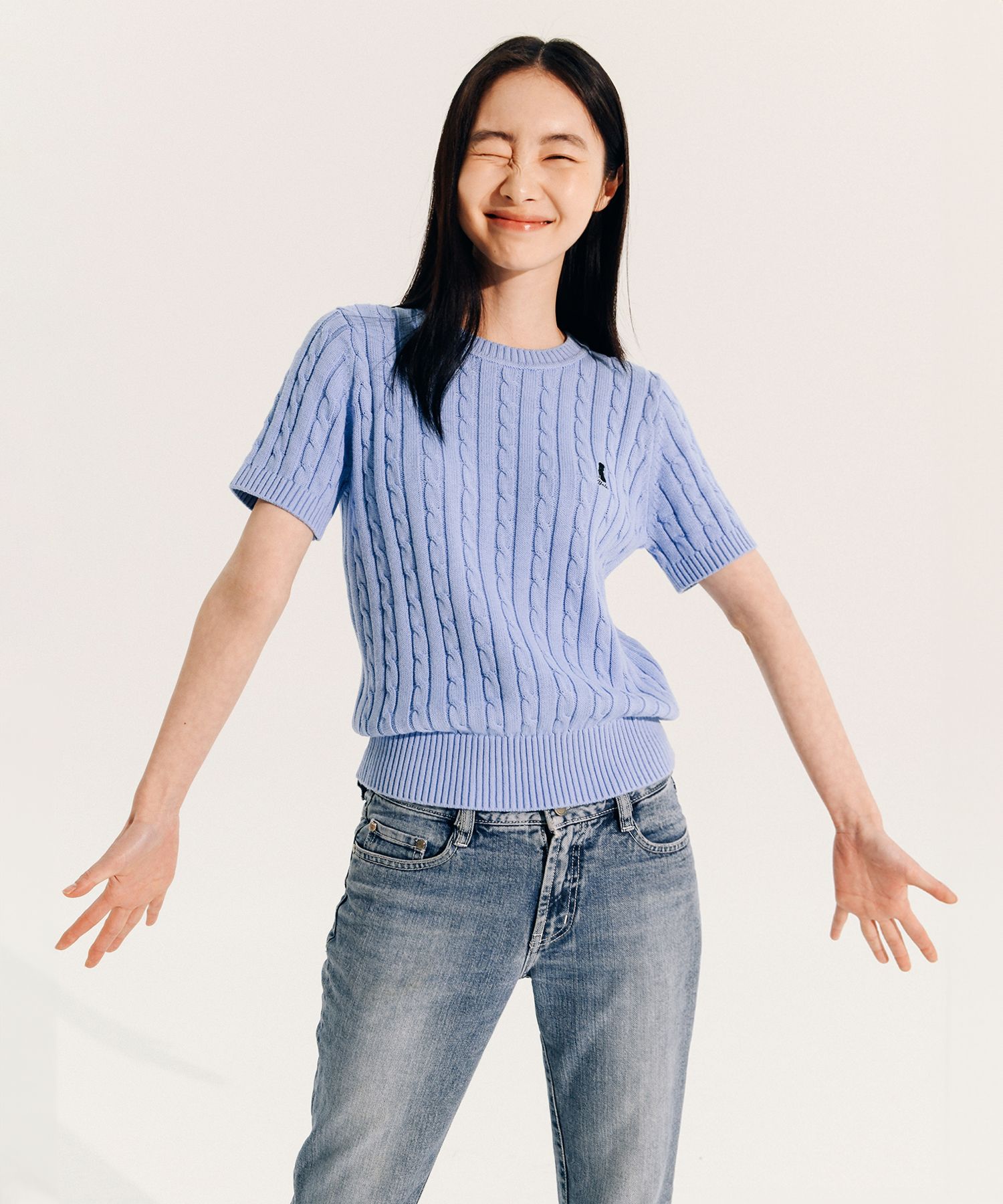 ☆YALE☆ HERITAGE DAN CABLE SHORTSLEEVE ROUND KNIT NAVY YEM1 MUSINSA公式 | YALE Heritage Dan Cable Short Sleeve Round