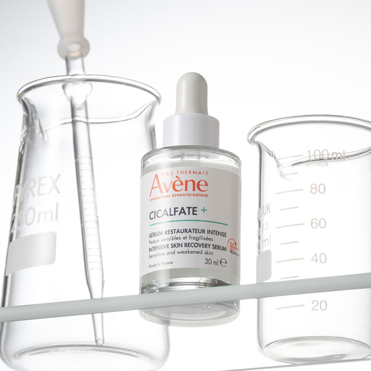 아벤느(AVENE) 시칼파트 플러스 인텐스 세럼 30ml