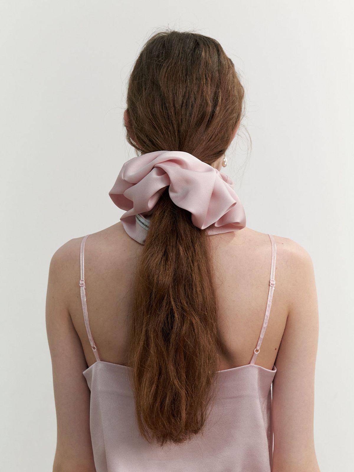 러브미몬스터(LOVE ME MONSTER) Essential Satin Scrunchy XL (L241MHA040)