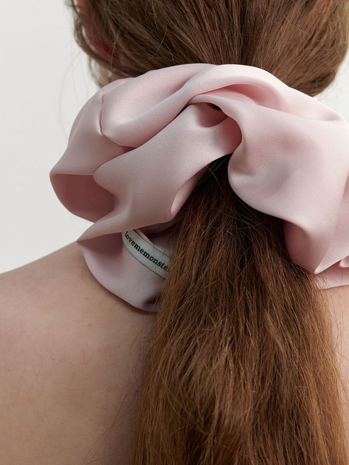러브미몬스터(LOVE ME MONSTER) Essential Satin Scrunchy XL (L241MHA040)