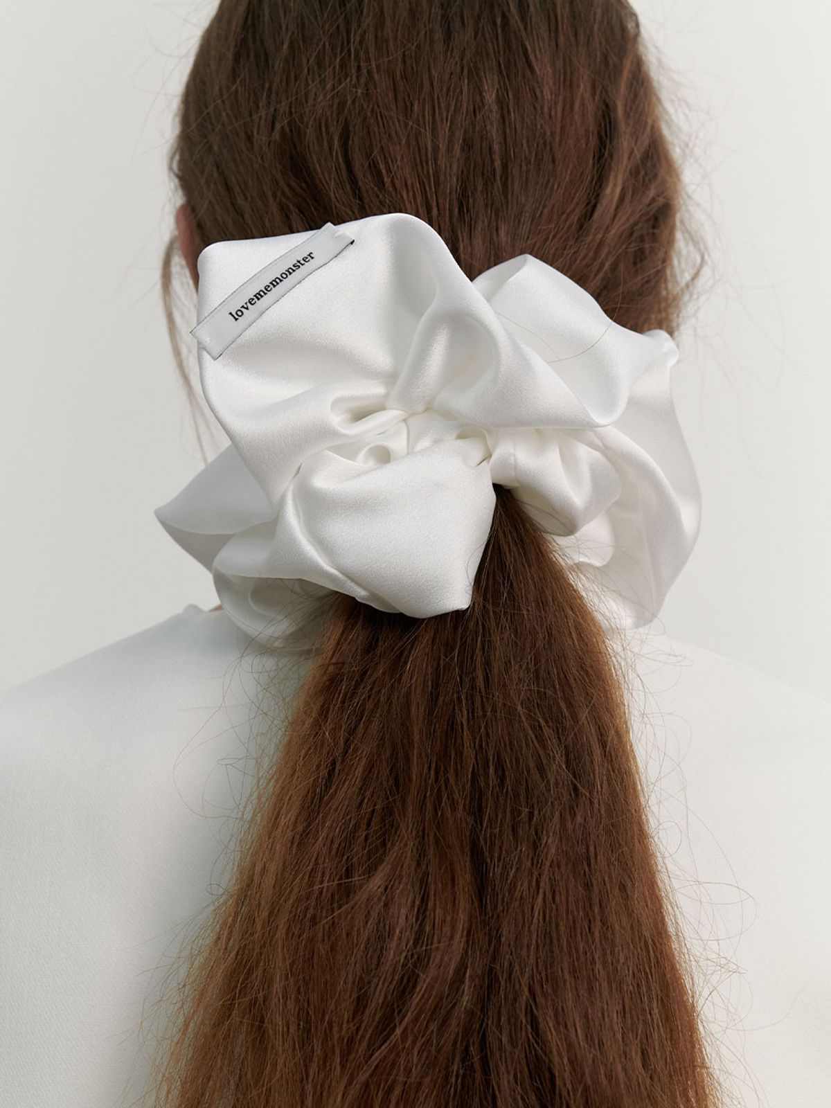 러브미몬스터(LOVE ME MONSTER) Essential Satin Scrunchy XL (L241MHA040)