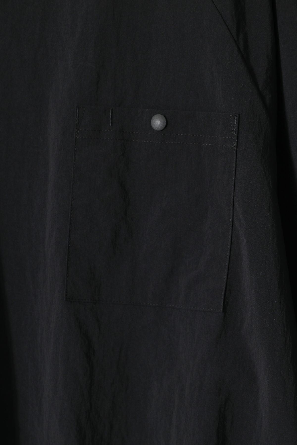 홀리선(HORLISUN) Jameson Short Woven Pullover Shirt Black