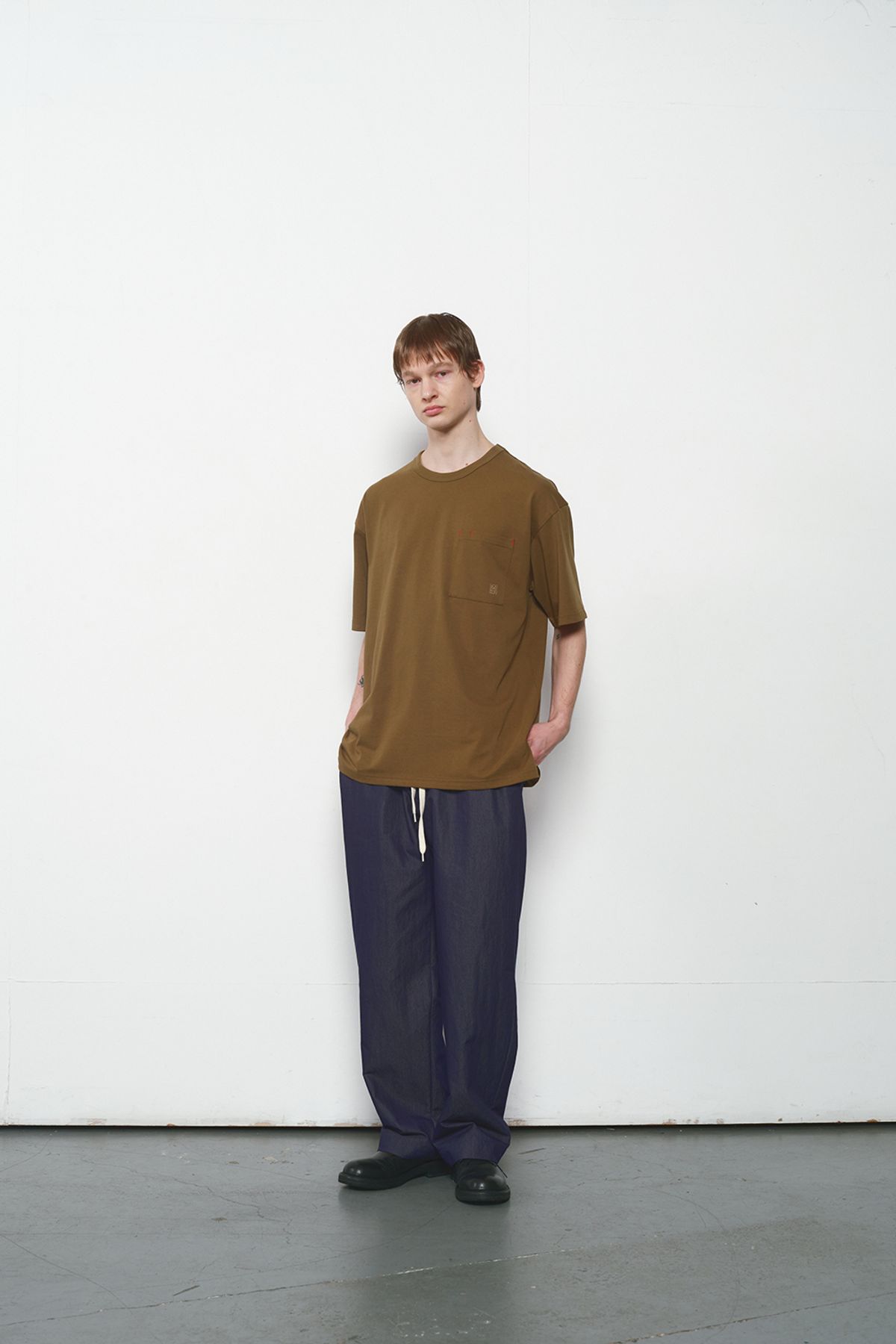 홀리선(HORLISUN) Lawrence Short Sleeve T-shirt Olive