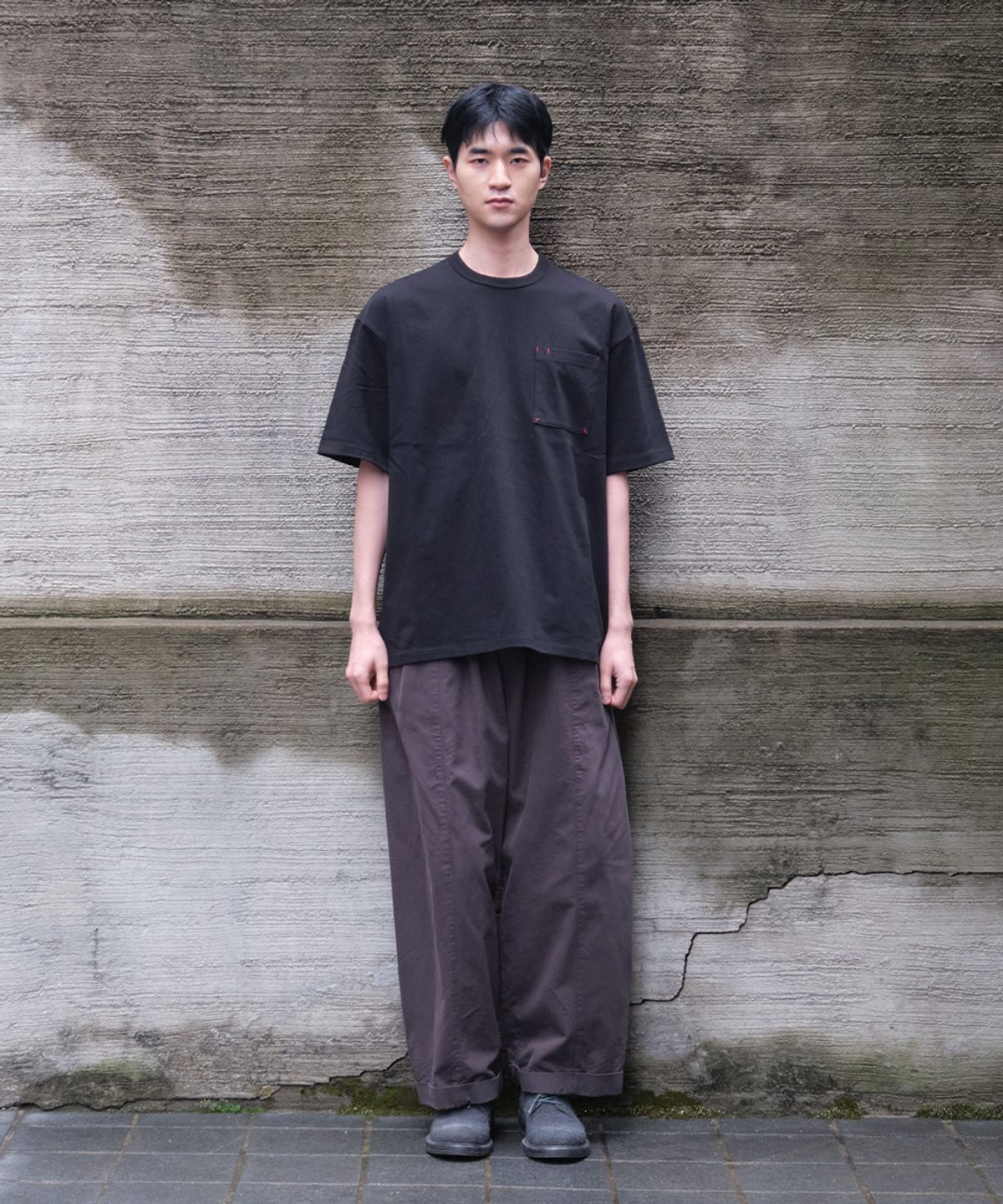 홀리선(HORLISUN) Lawrence Short Sleeve T-shirt Black