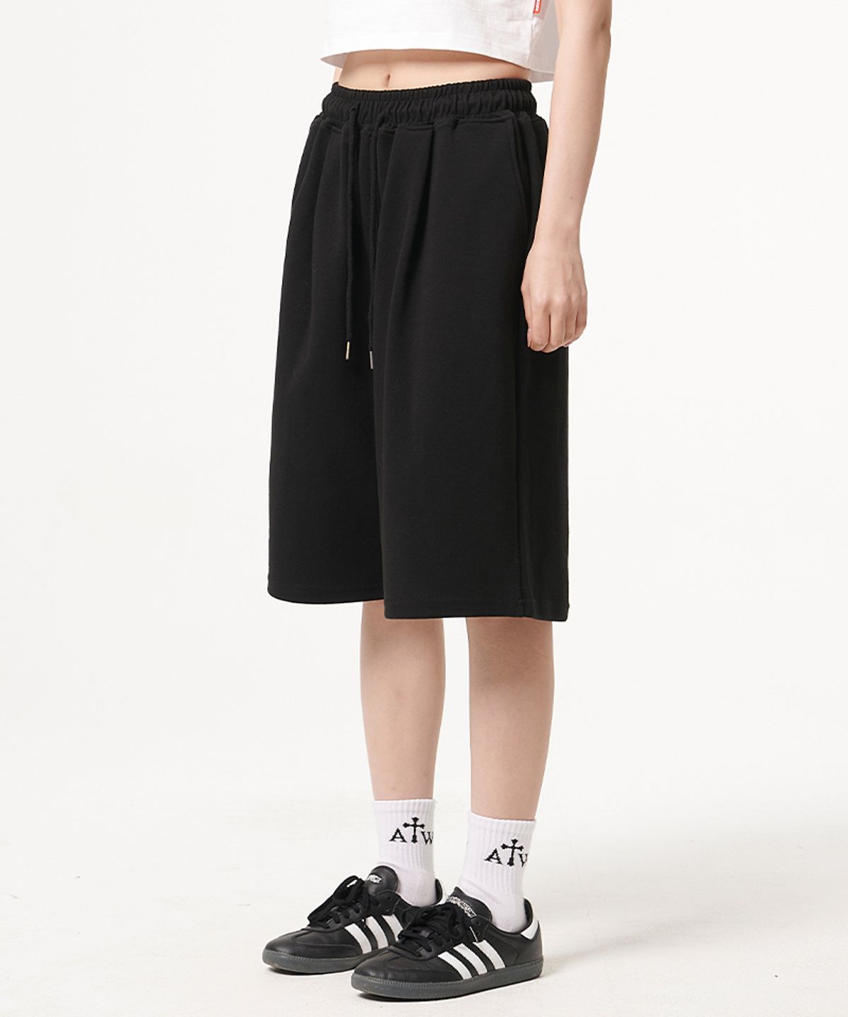 아티스트웨어(ARTISTWEAR) [ATW] 버뮤다 원턱 하프팬츠