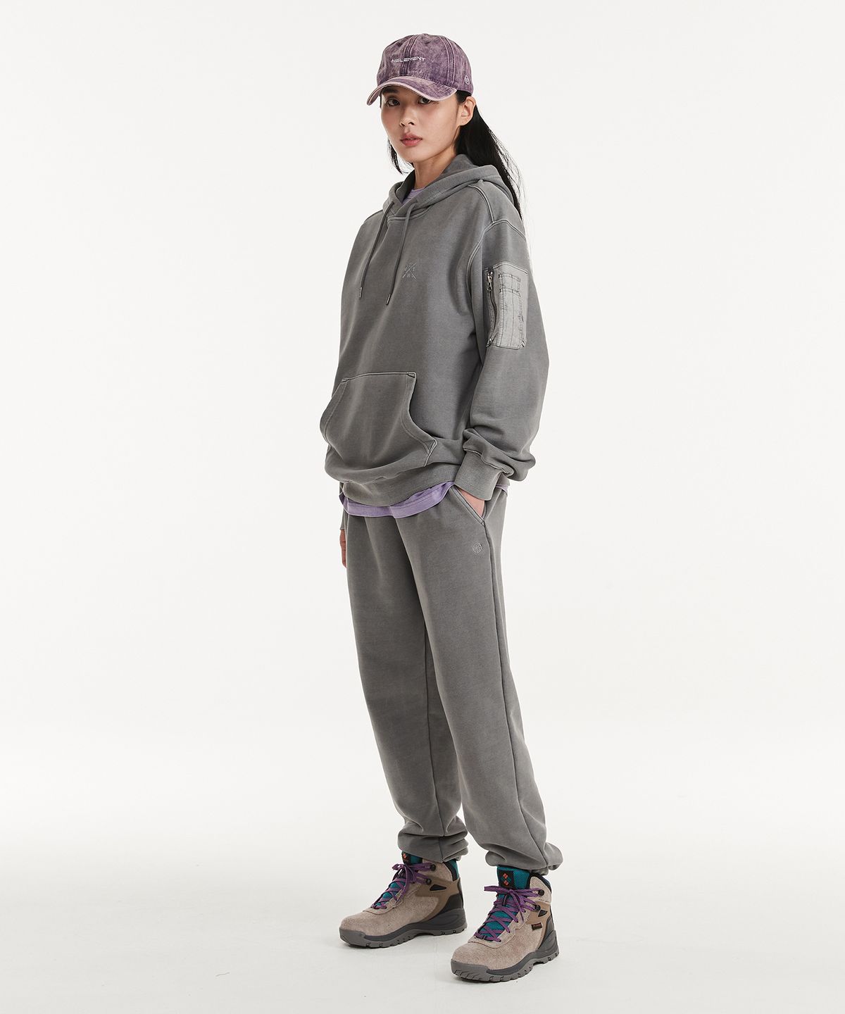 힐리먼트(HELEMENT) 컴포트 피그먼트 조거팬츠 (GREY)