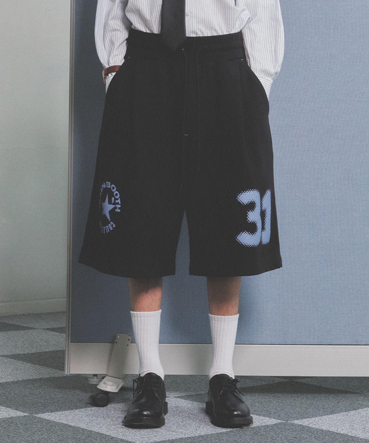 메인부스(MAINBOOTH) Boxer Oversized Sweat Shorts(BLACK)