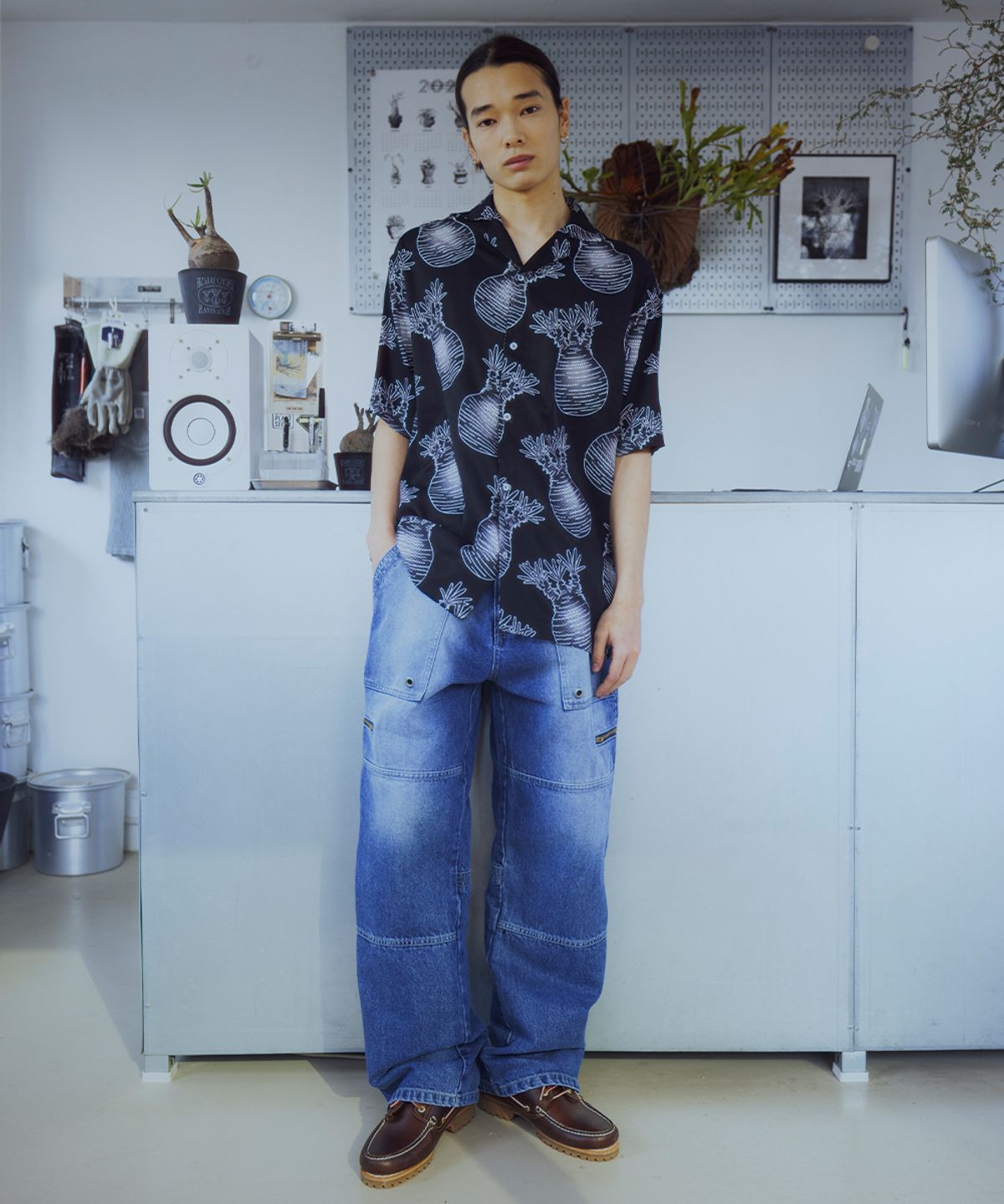 마하그리드(MAHAGRID) GRACILIUS S/S SHIRT BLACK(MG2EMMW360B)