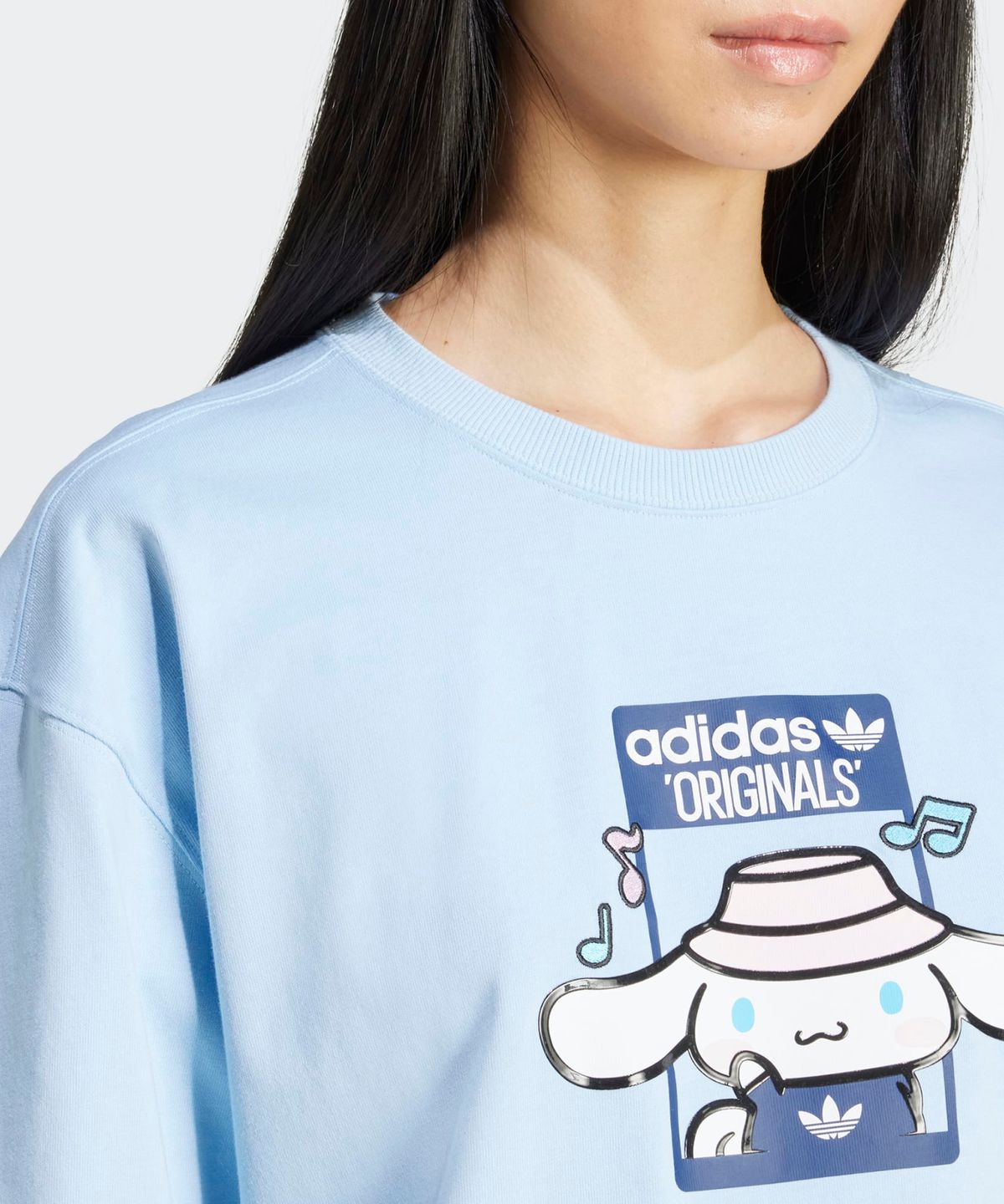 아디다스(ADIDAS) 시나모롤 오버사이즈 티셔츠 - 블루 / JF8314