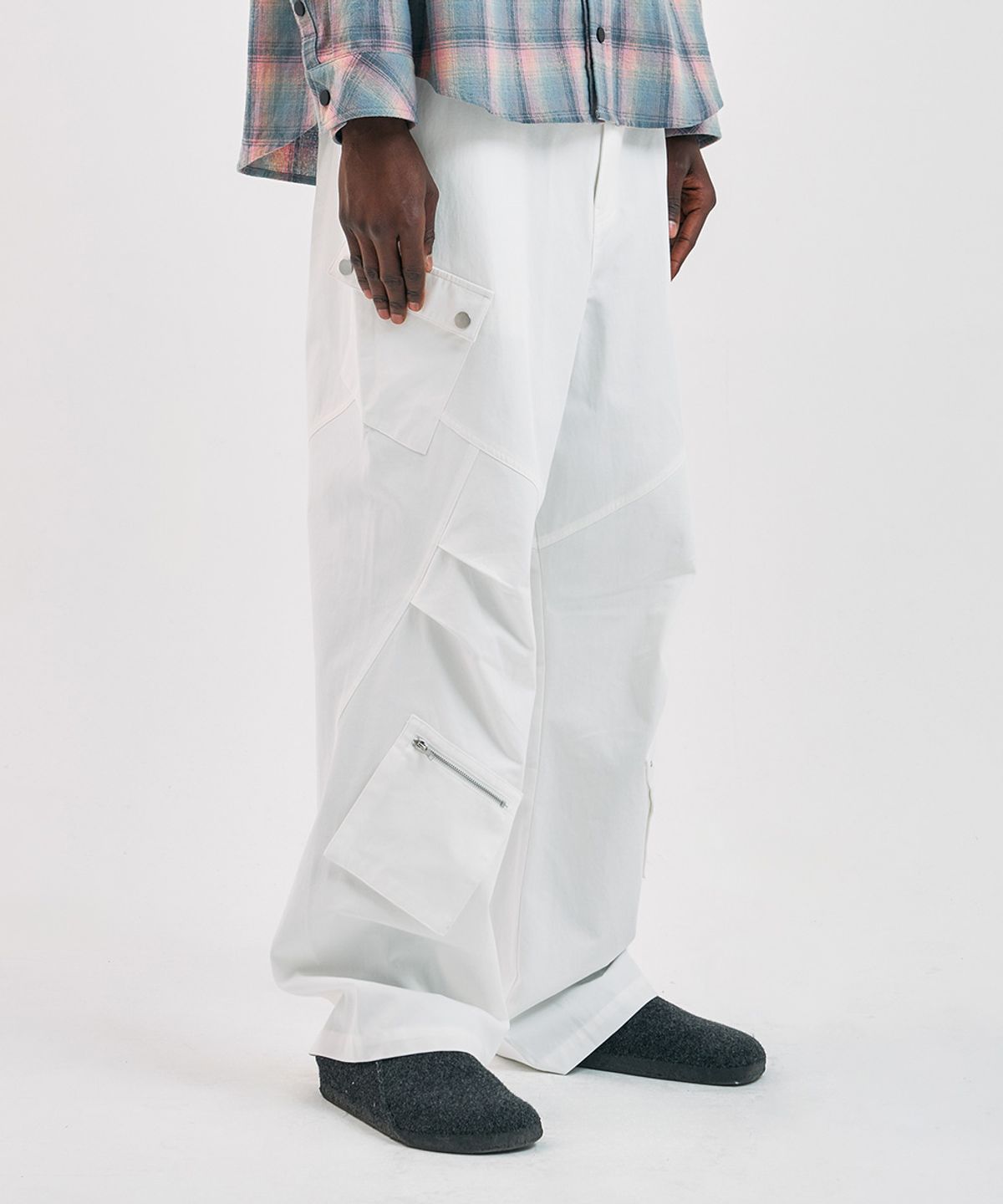 에프디알(FDR) Slant Pleats Multi Cargo Pants_Grey