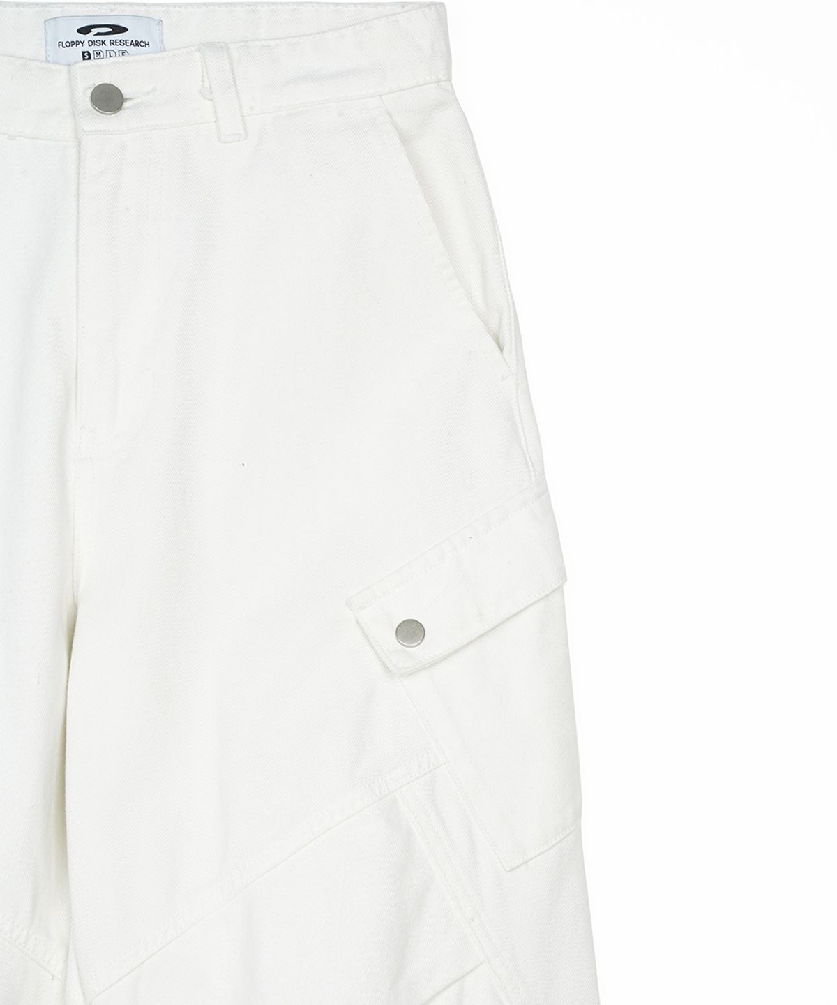에프디알(FDR) Slant Pleats Multi Cargo Pants_White