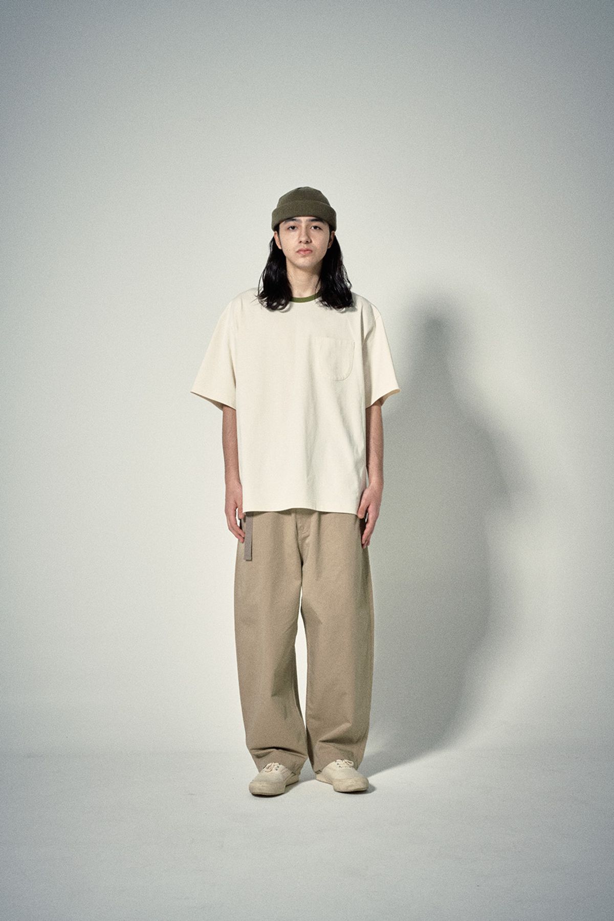 히즈핸더(HISHANDER) BELTED WIDE CHINO PANTS [Beige]