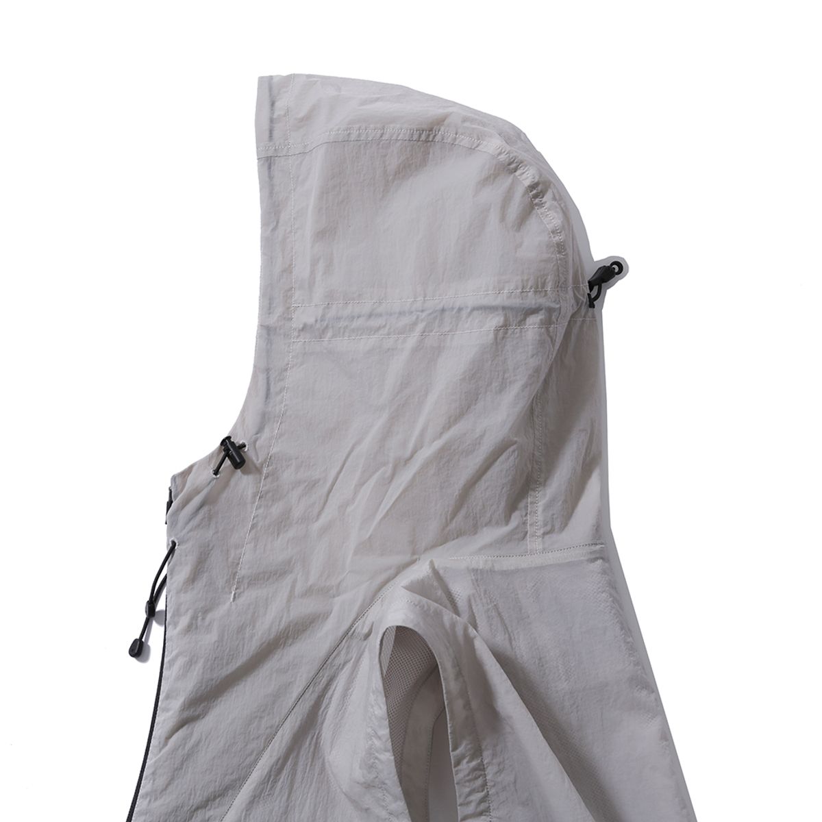 모이프(MOIF) [SS24] HOODED CROP VEST / SILVER