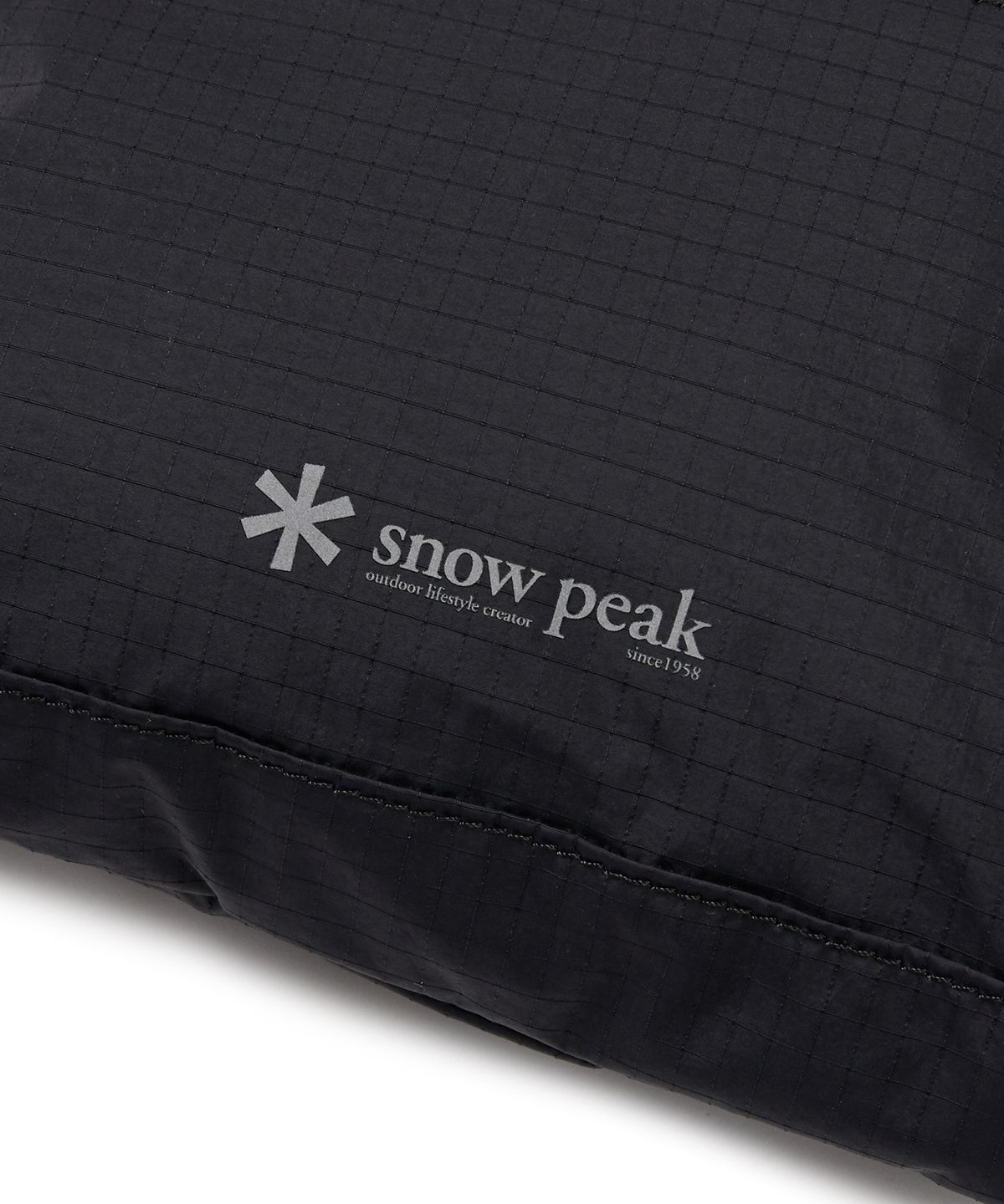스노우피크 어패럴(SNOWPEAK APPAREL) 프로 라이트 크로스백 Dark Navy (S24MUTCB71)